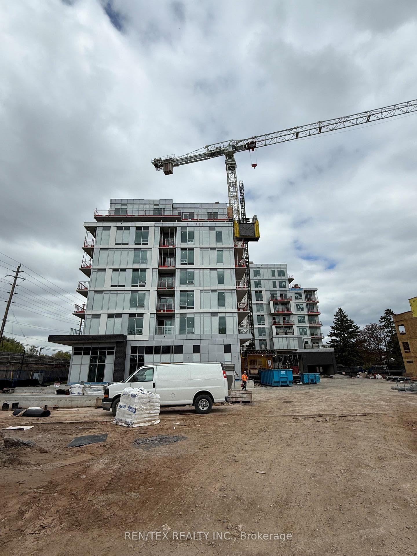 490 Plains Road Unit 41, Burlington, ON L7T 2E1 - Photo 1
