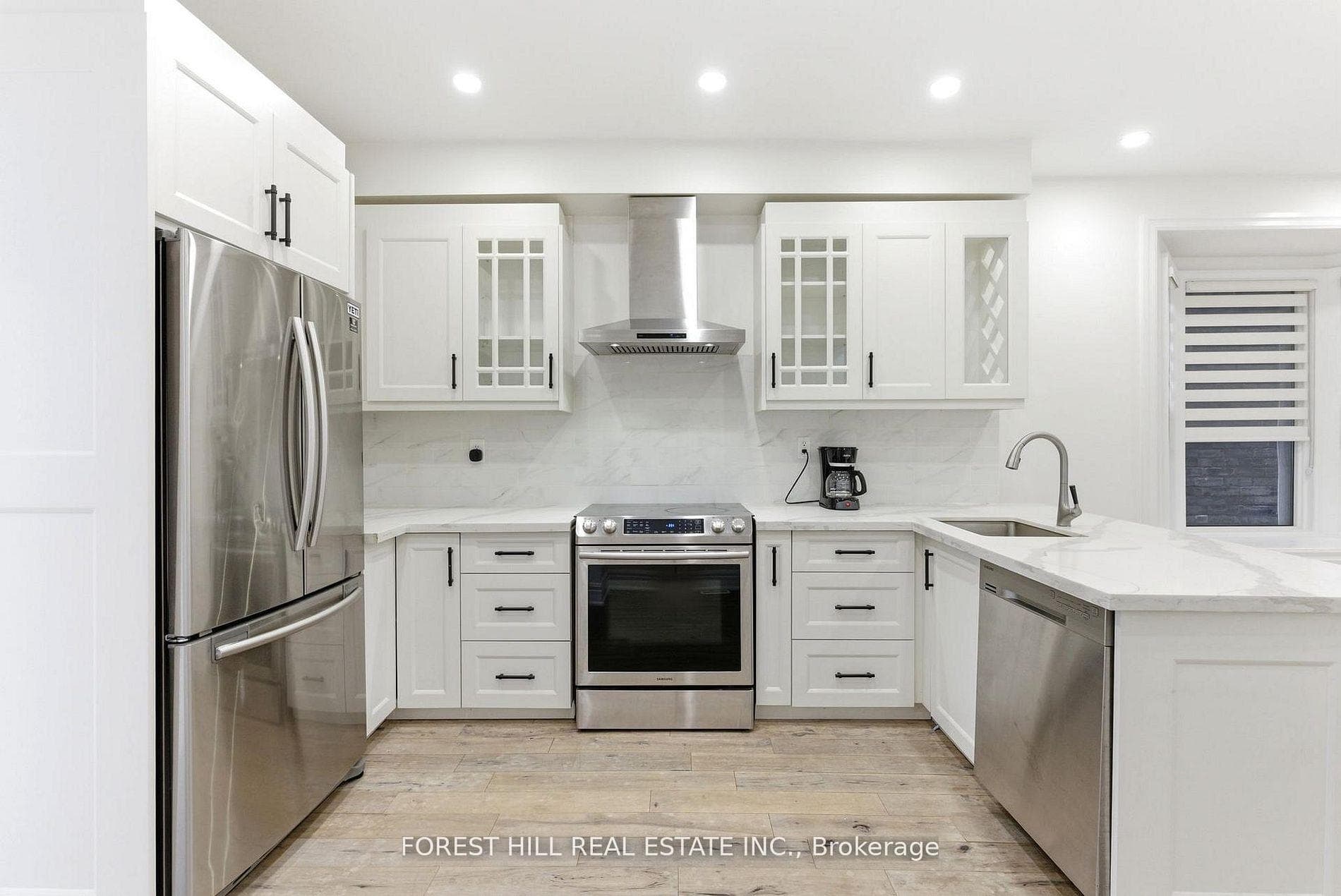 1297 Davenport Road, Bloor West Village / Swansea, ON M6H 2H3 - Photo 1