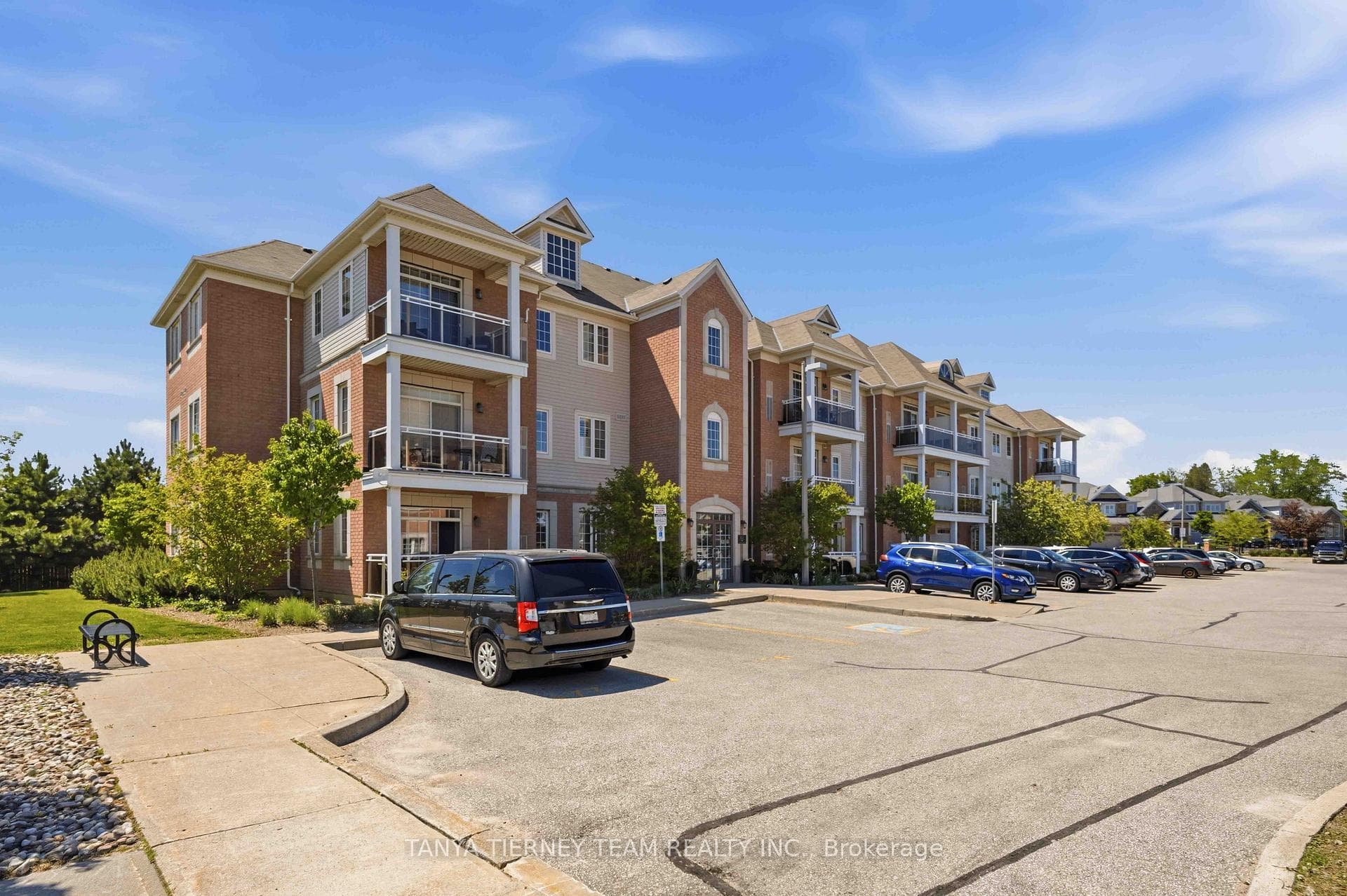 52 Harvey Johnston Way Unit 307, Whitby, ON L1M 0J7 - Photo 1