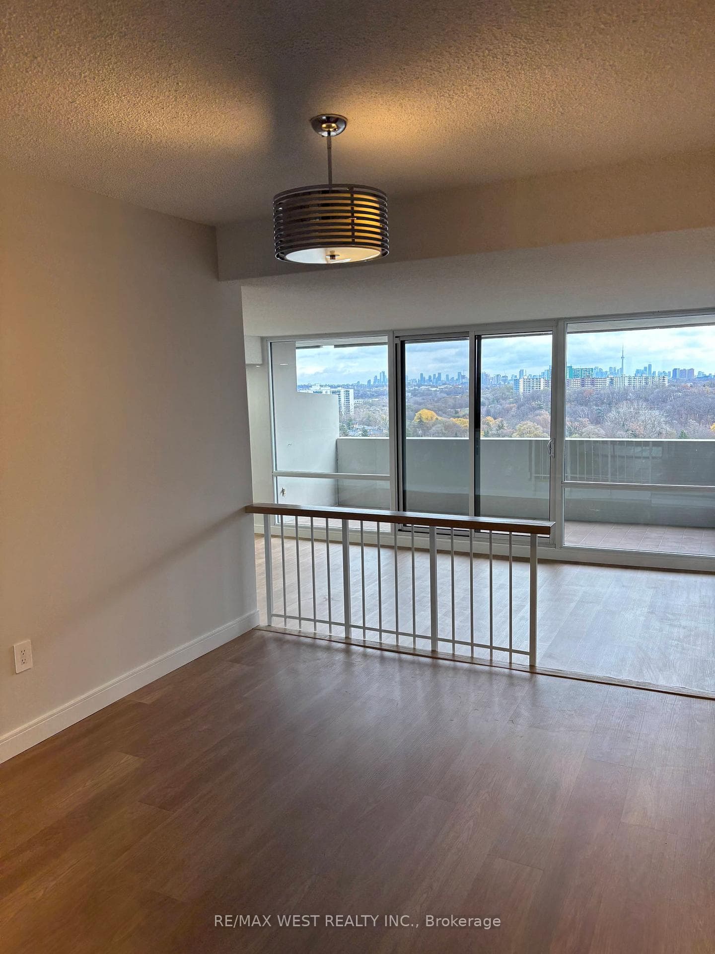 260 Scarlett Road Unit 1908, Keelesdale / Eglinton West, ON M6N 4X6 - Photo 1