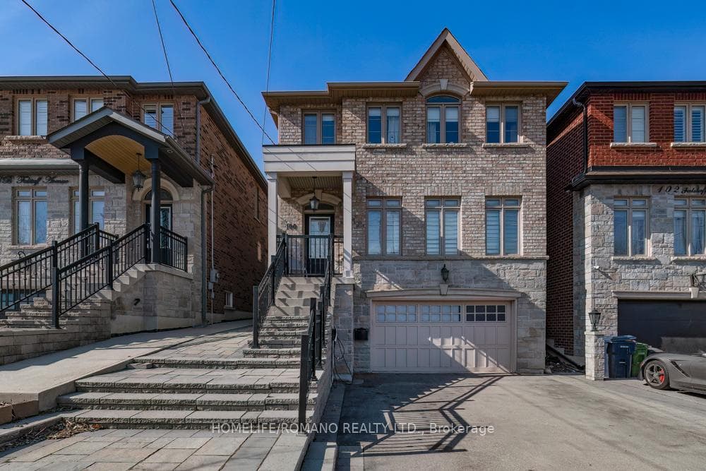100 Falstaff Avenue Unit Main & Upper, York / Weston, ON M6L 2E4 - Photo 1