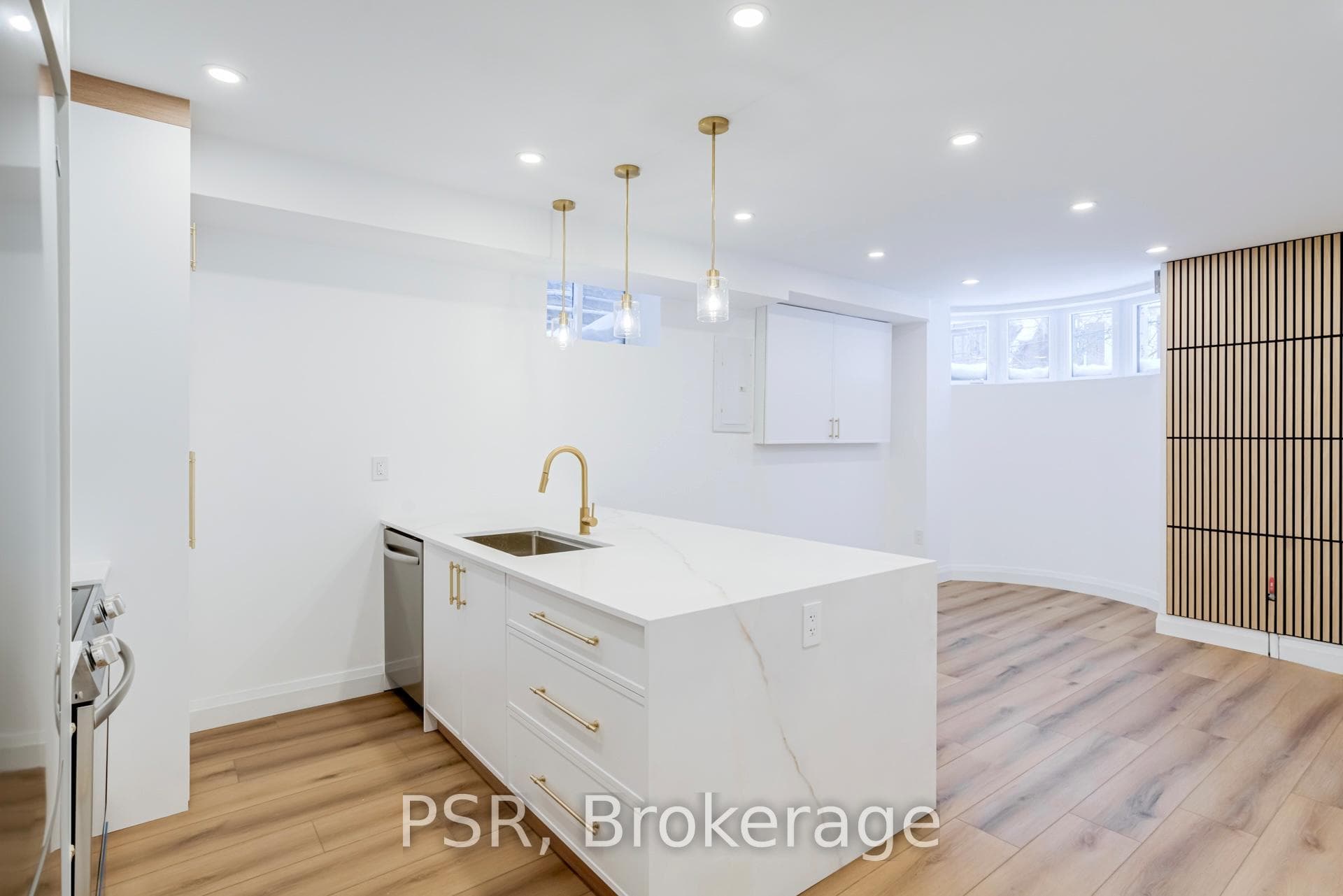 110 Braemar Avenue Unit Lower, Forest Hill / Deer Park, ON M5P 2L4 - Photo 1