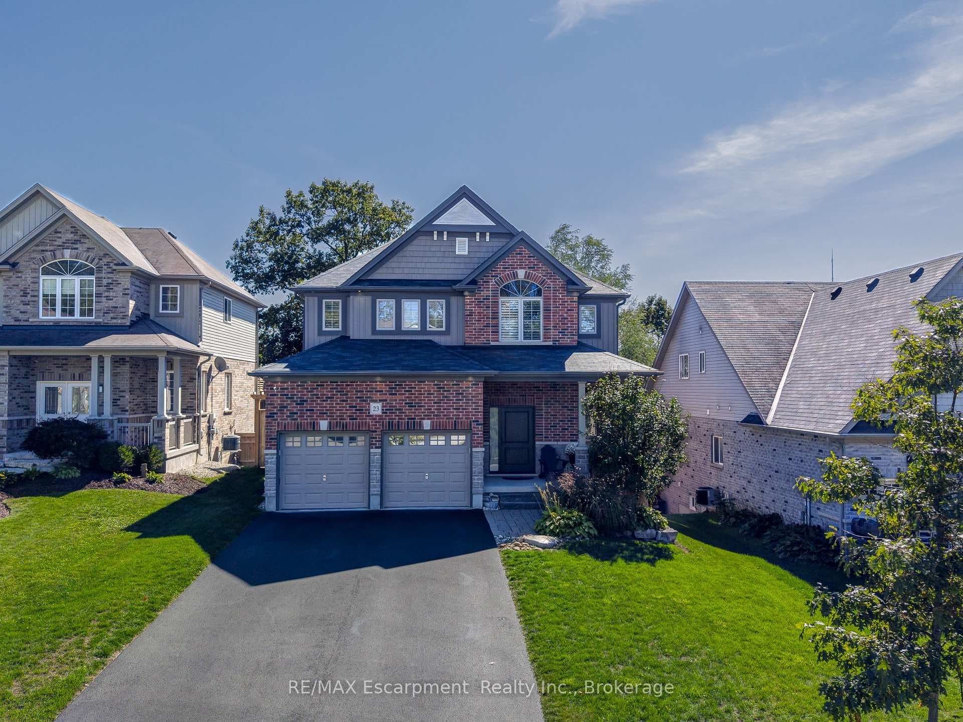 23 Howard Marshall Street, North Dumfries, ON N0B 1E0 - Photo 1