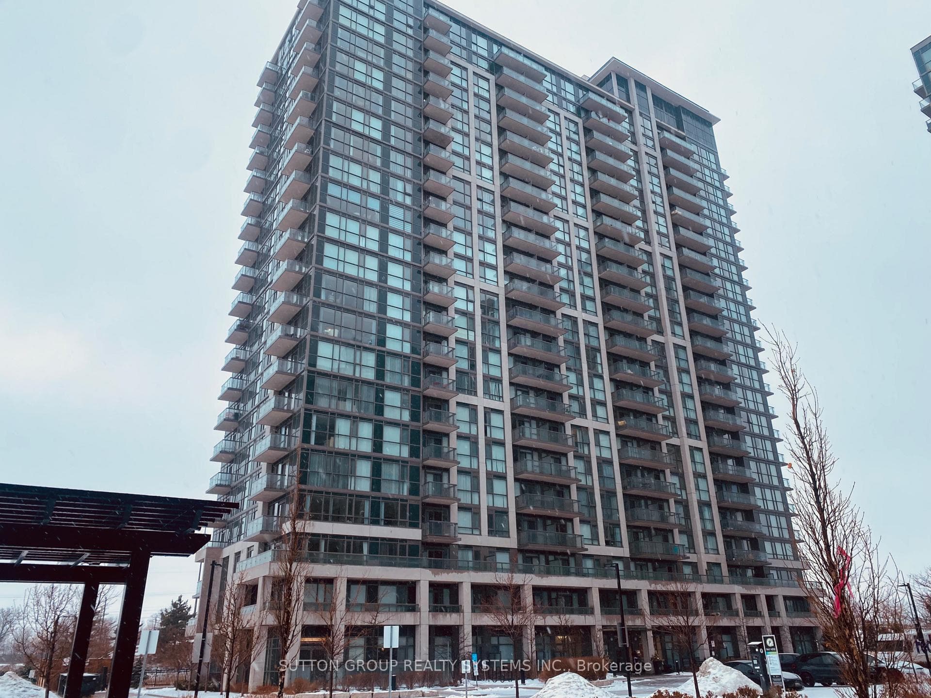 349 Rathburn Road Unit 301, Mississauga, ON L5B 0K6 - Photo 1