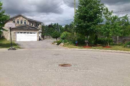 50 Verona Court Unit Lower Level, Richmond Hill, ON L4S 2B8 - Photo 1