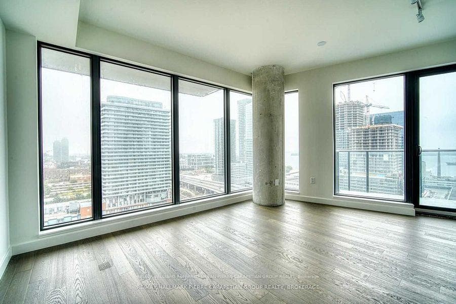 2A Church Street Unit 2002, Regent Park / Cabbagetown / St. James Town, ON M5E 1Z3 - Photo 1