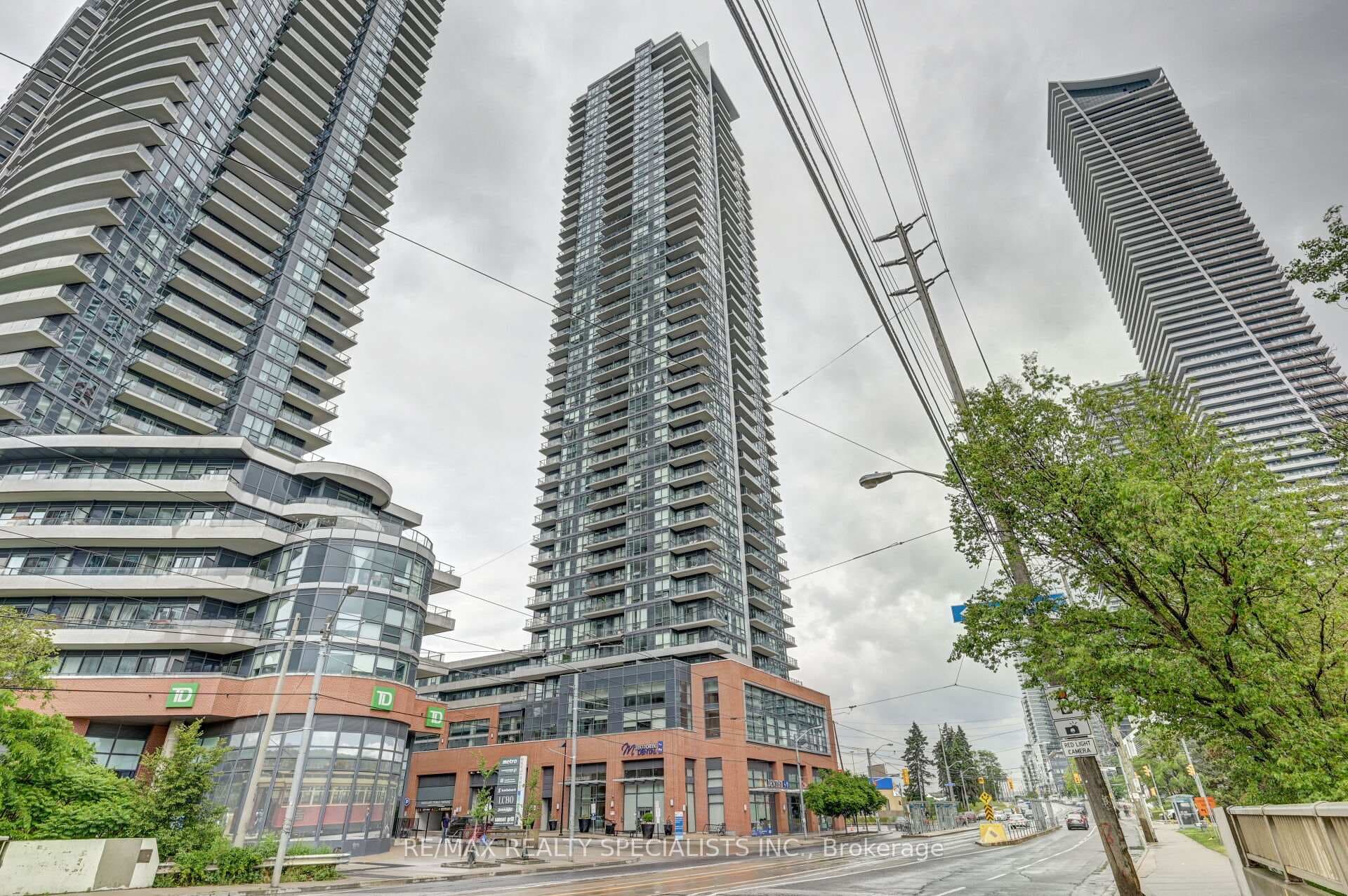 2200 Lakeshore Boulevard Unit 2202, Liberty Village / Parkdale / South Parkdale, ON M8V 1A4 - Photo 1