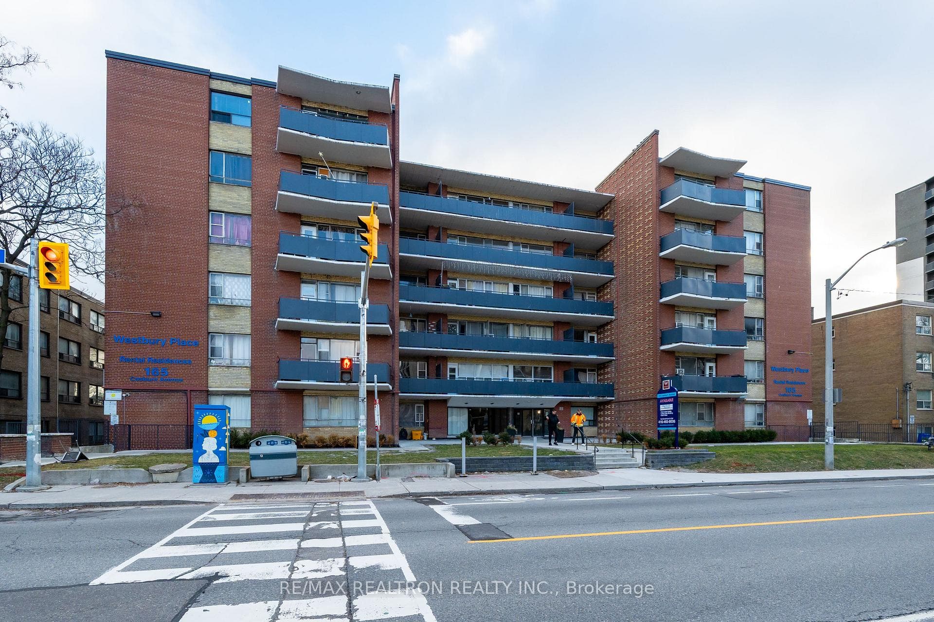 165 Cosburn Avenue Unit 604, Danforth / East York, ON M4J 2L3 - Photo 1
