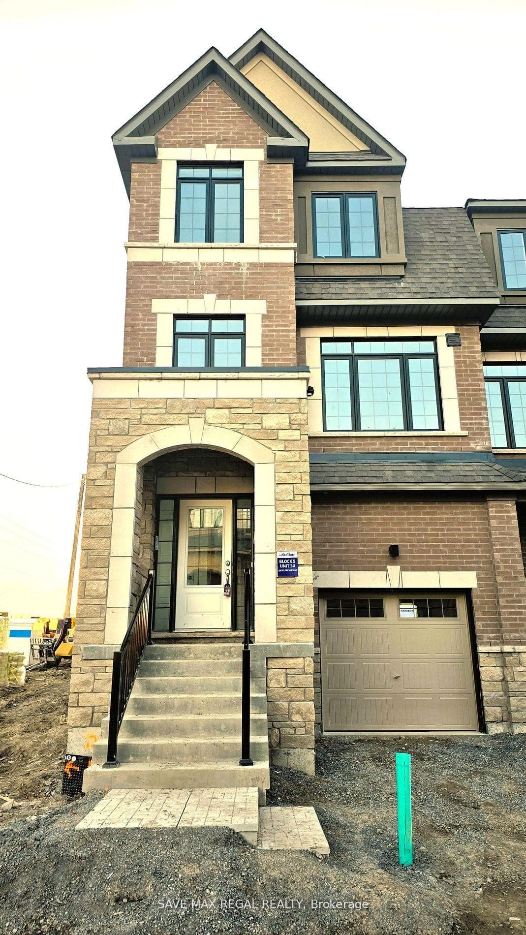 59 Selfridge Way, Whitby, ON L1N 3W9 - Photo 1