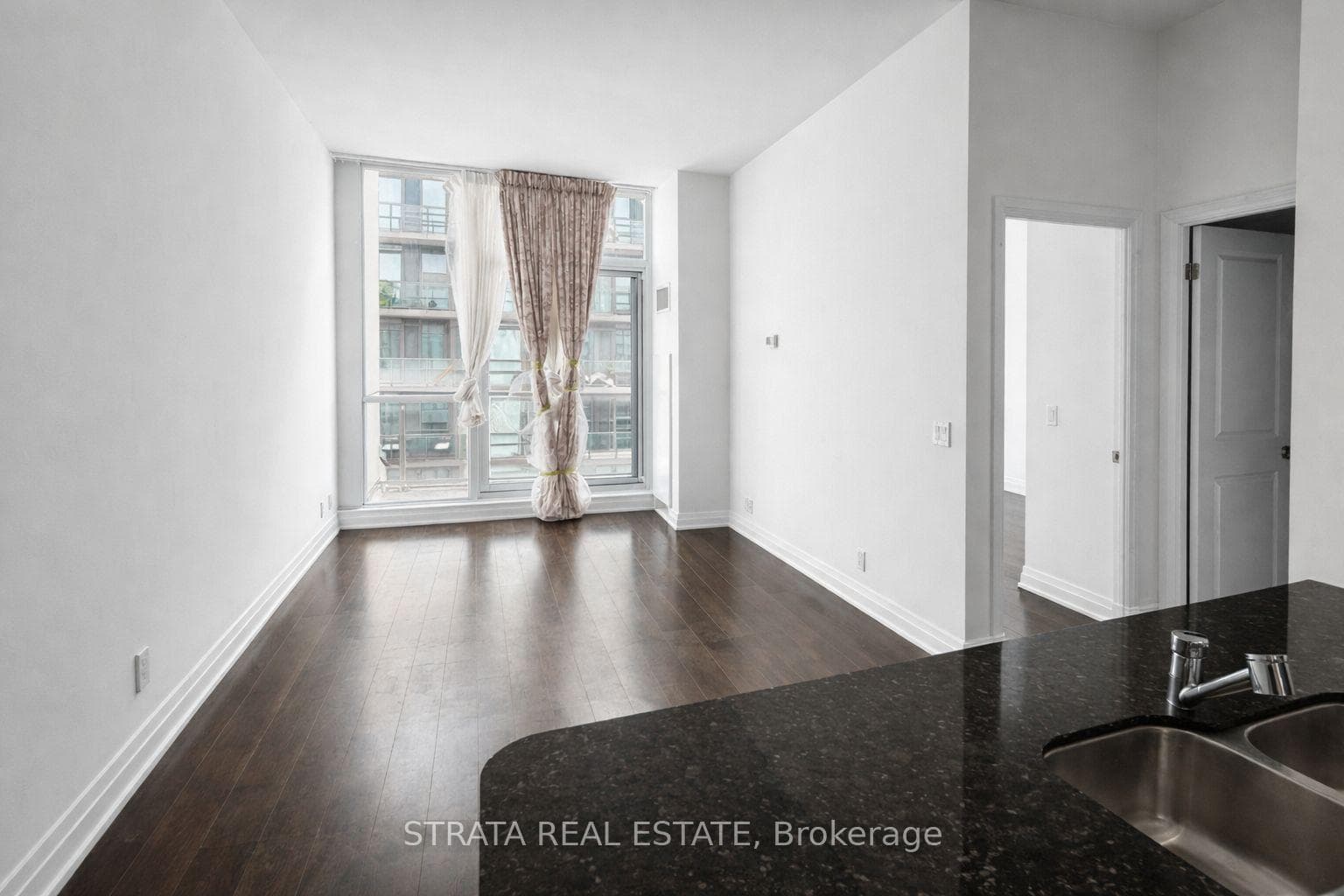 530 St Clair Avenue Unit PH04, Forest Hill / Deer Park, ON M6C 0A2 - Photo 1