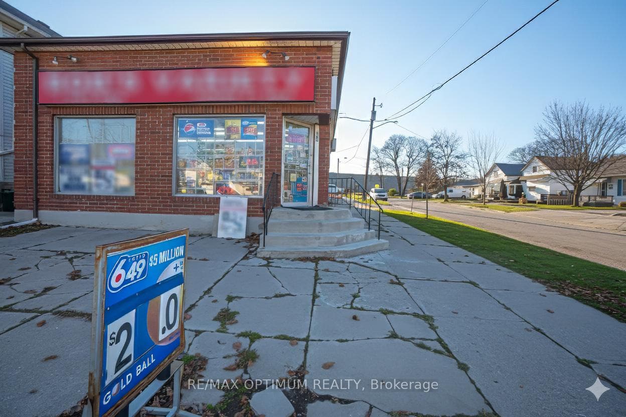 168 Bloor Street, Oshawa, ON L1J 1P7 - Photo 1