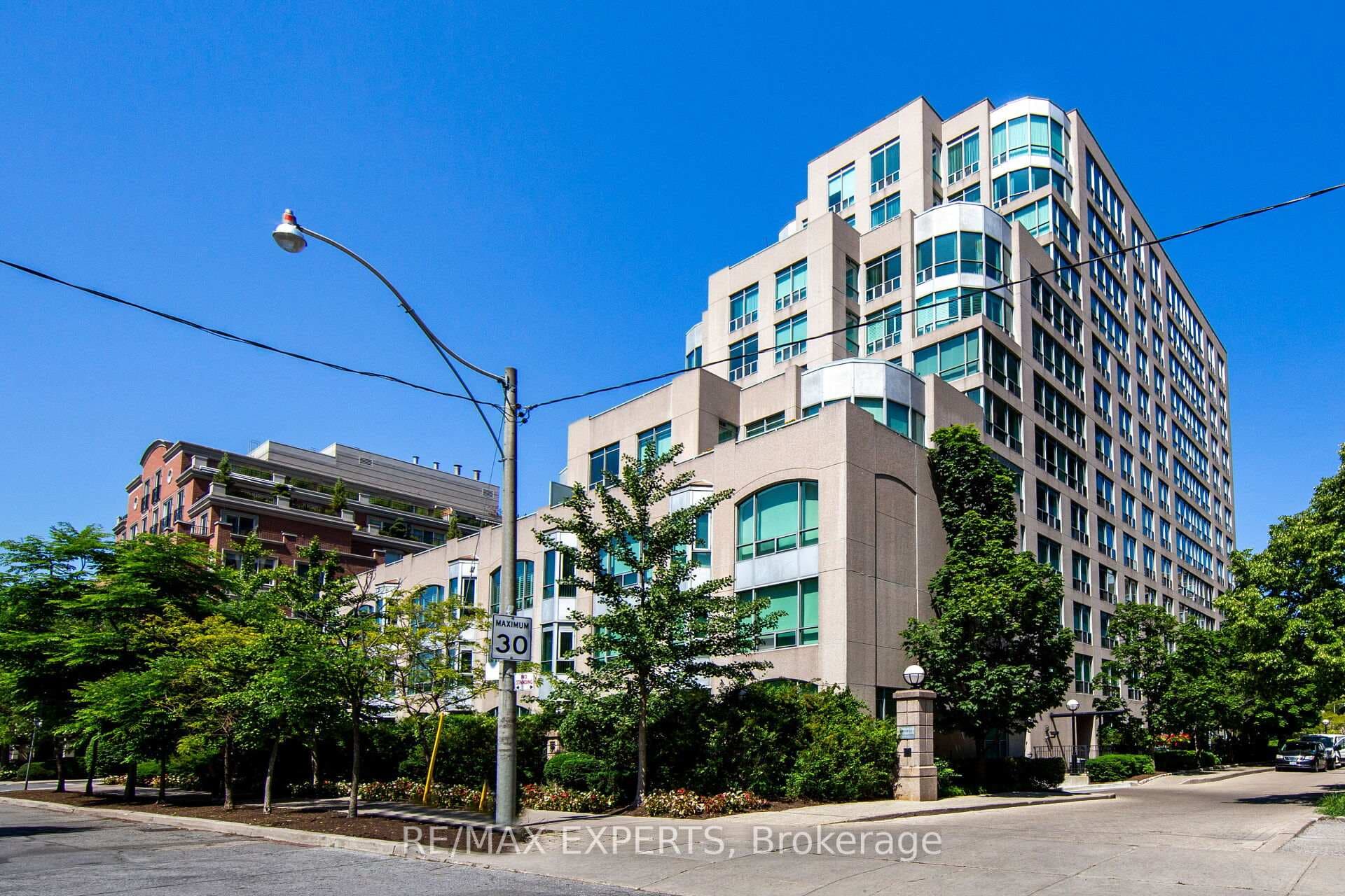 942 Yonge Street Unit 1006, Annex / Yorkville / Summerhill, ON M4W 3S8 - Photo 1
