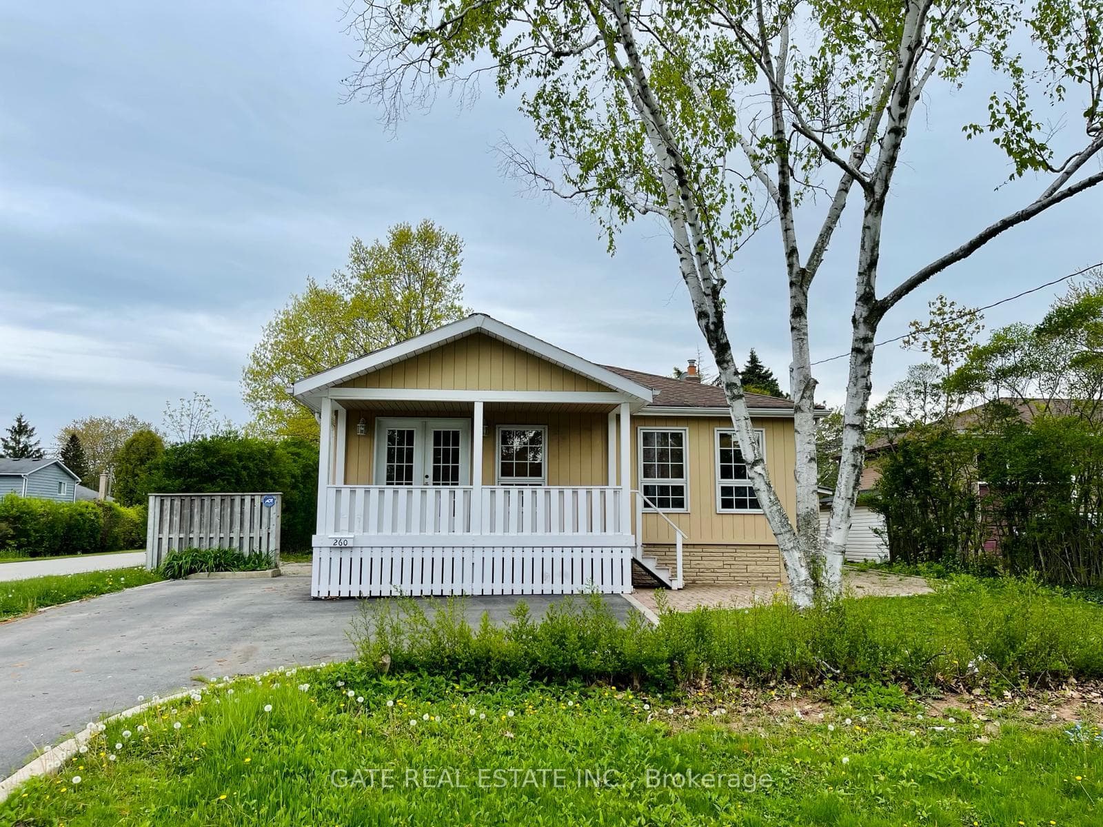 260 Vilma Drive, Oakville, ON L6L 3J8 - Photo 1