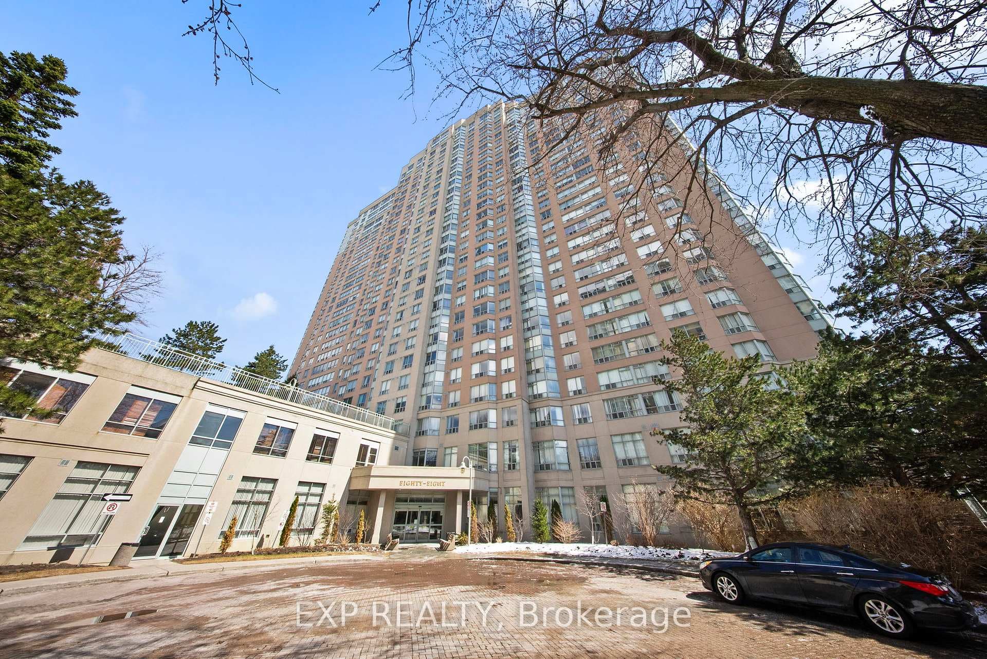 88 Corporate Drive Unit 1212, Scarborough (West Hill / Highland Creek), ON M1H 3G6 - Photo 1
