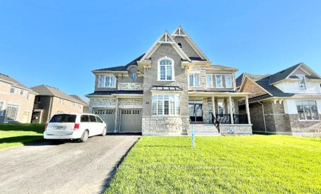 110 Rugman Crescent, Springwater