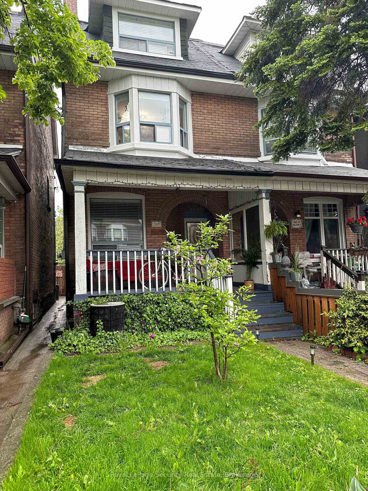 380 Crawford Street Unit 2nd & 3rd Floor, Toronto C01