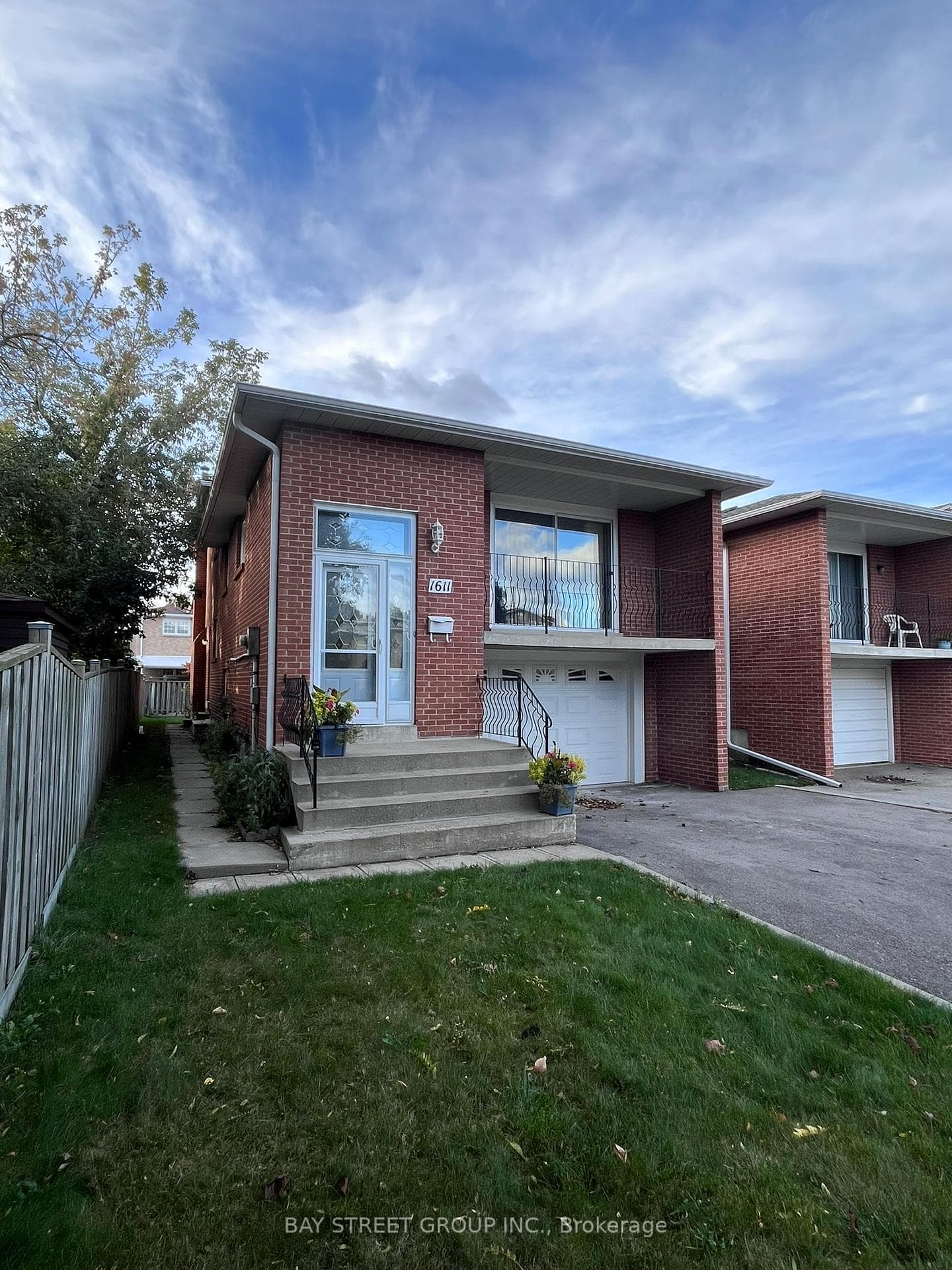 1611 Lewes Way Unit Lower, Mississauga, ON L4W 3H5 - Photo 1