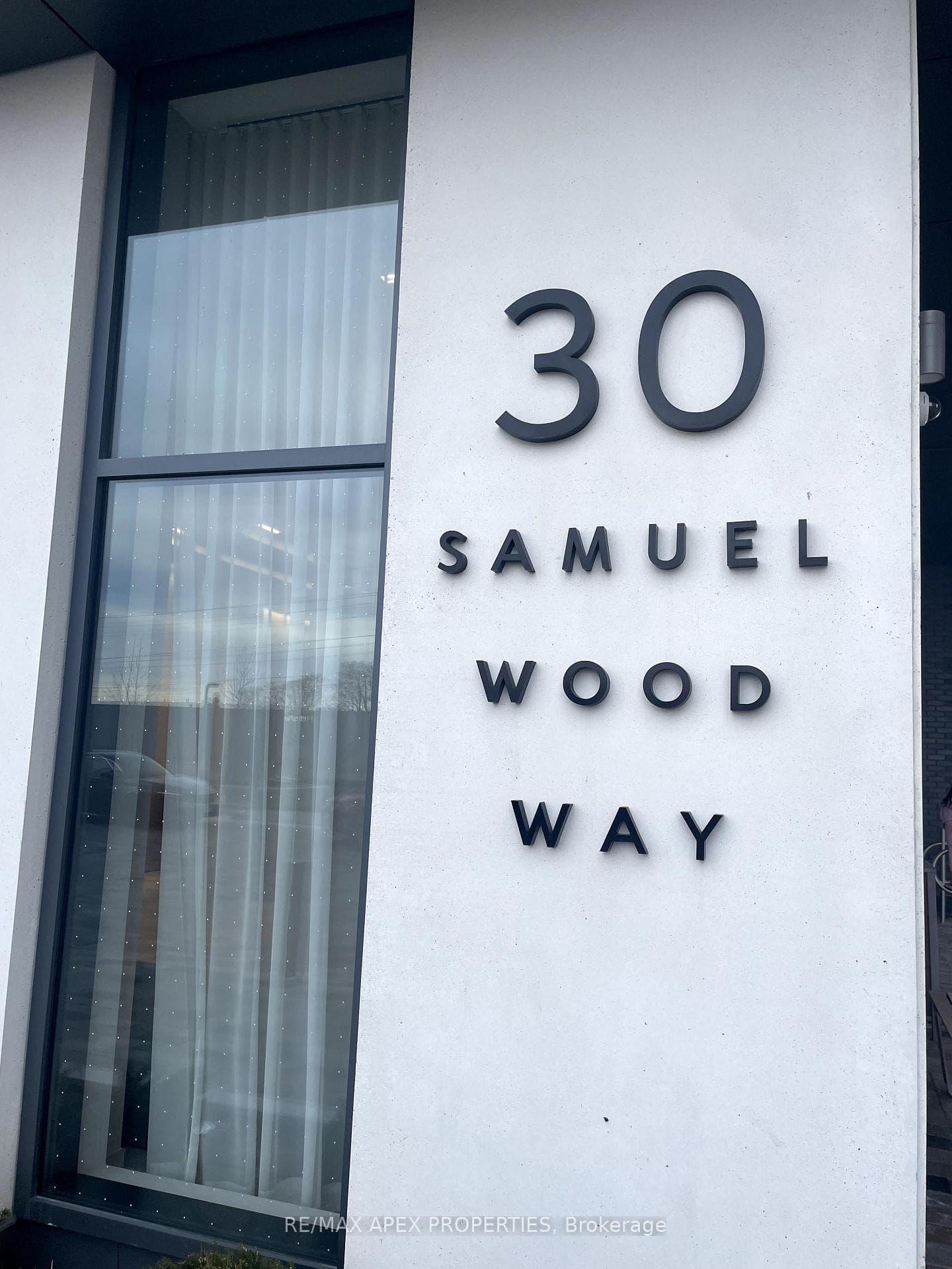 30 Samuel Wood Way Unit 1206, Toronto W08