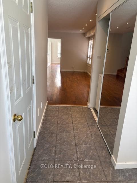 599 Rossellini Drive, Mississauga