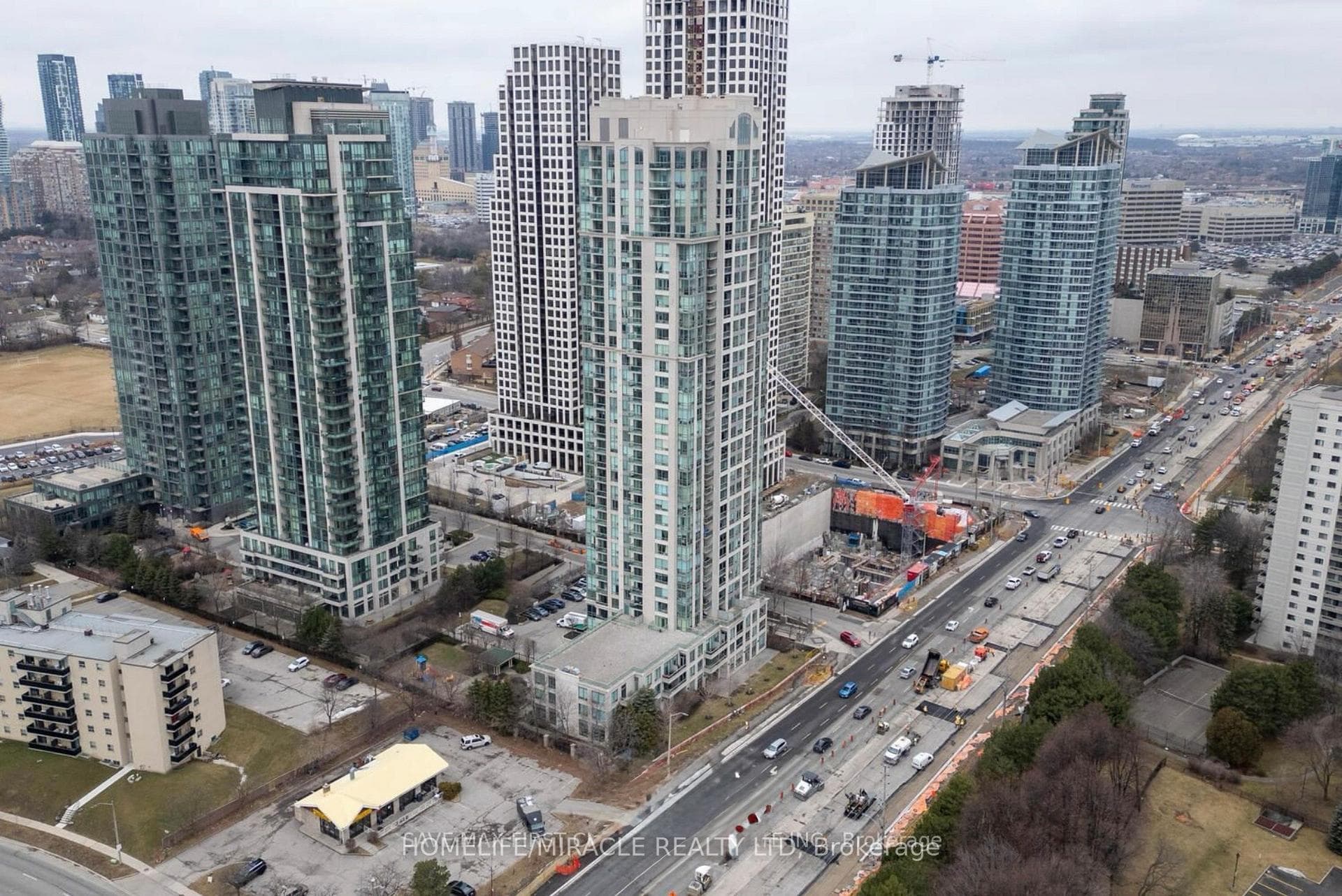 3504 Hurontario Street Unit 1702, Mississauga, ON L5B 0B9 - Photo 1