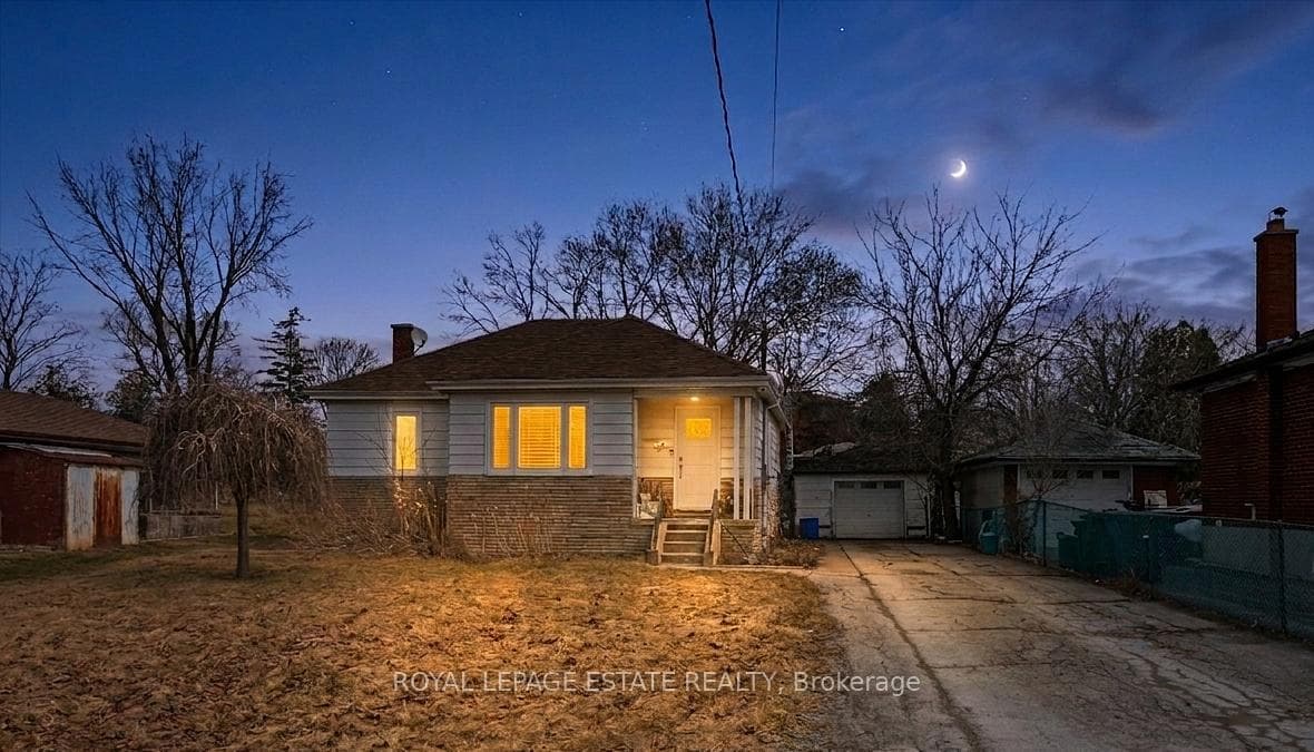 Front Elevation Twilight