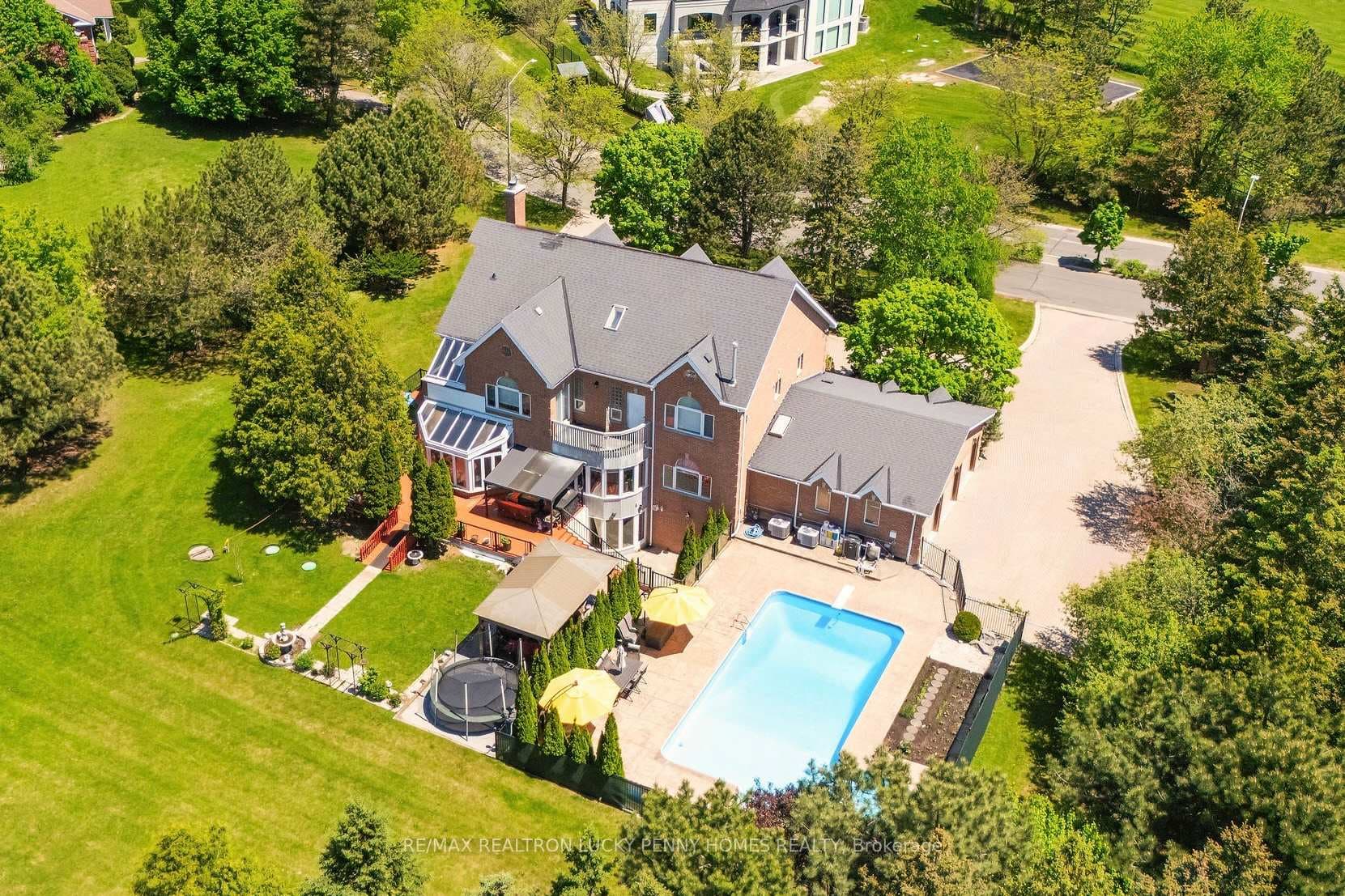 2 Jennings Gate, Markham, ON L6C 1A9 - Photo 1