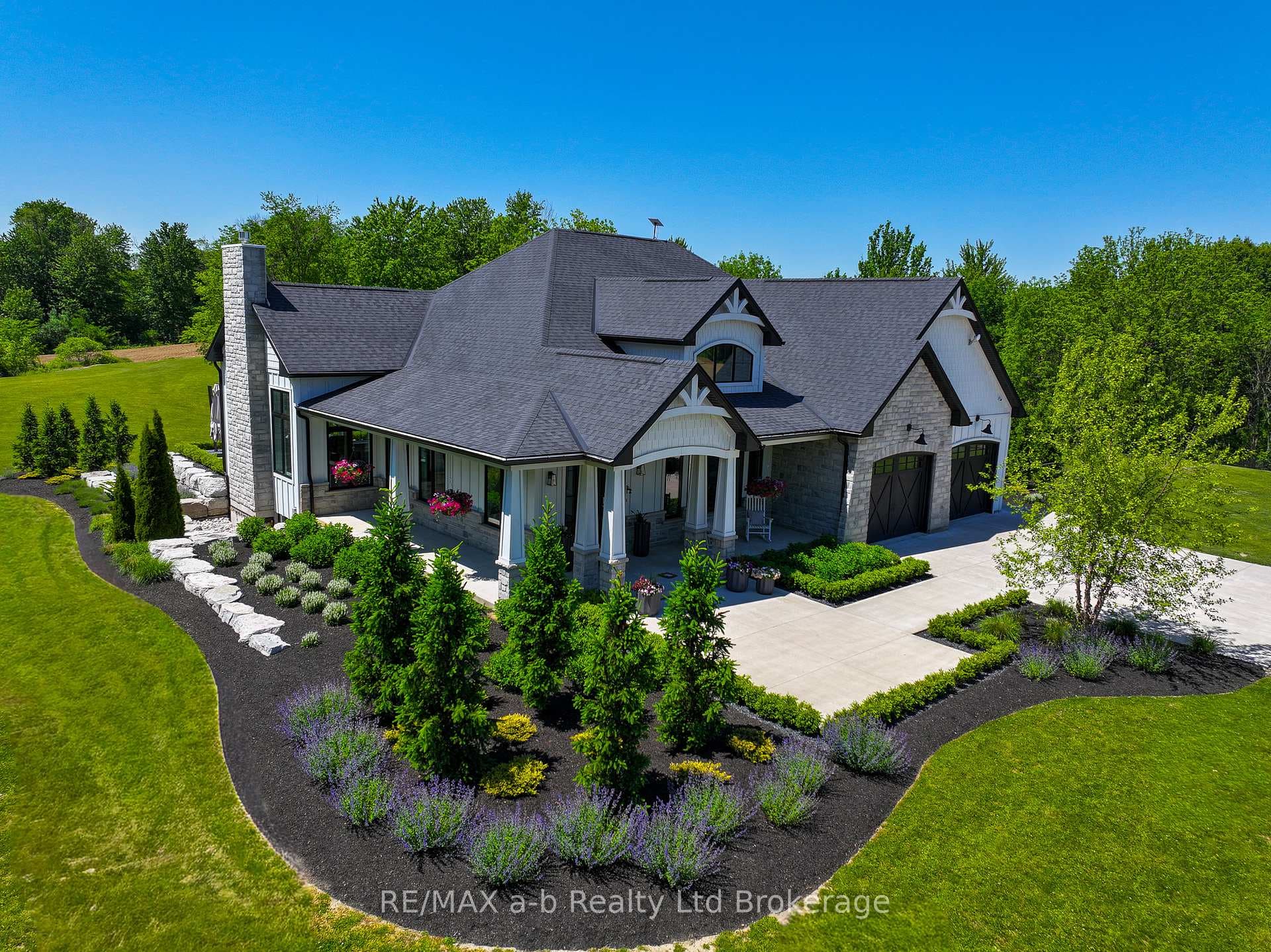 631 Windham 2 Road, Norfolk, ON N0E 1R0 - Photo 1