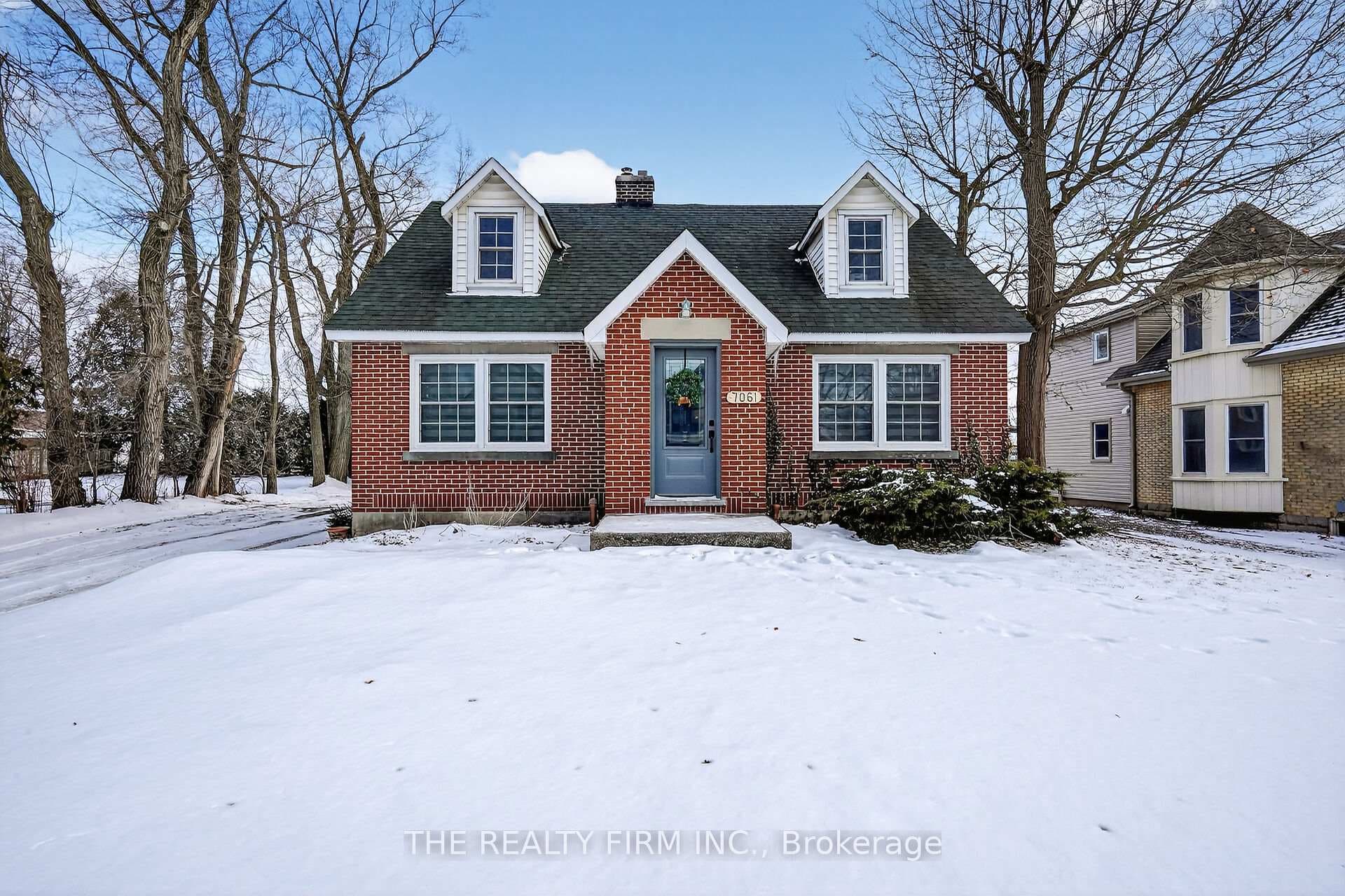 7061 Longwoods Road, London South, ON N6P 1B6 - Photo 1