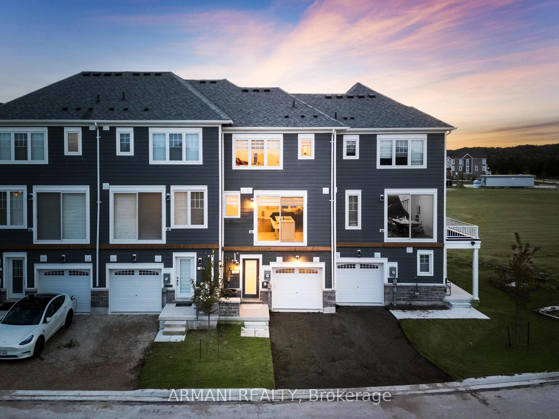 Welcome to 37 Sama Way!