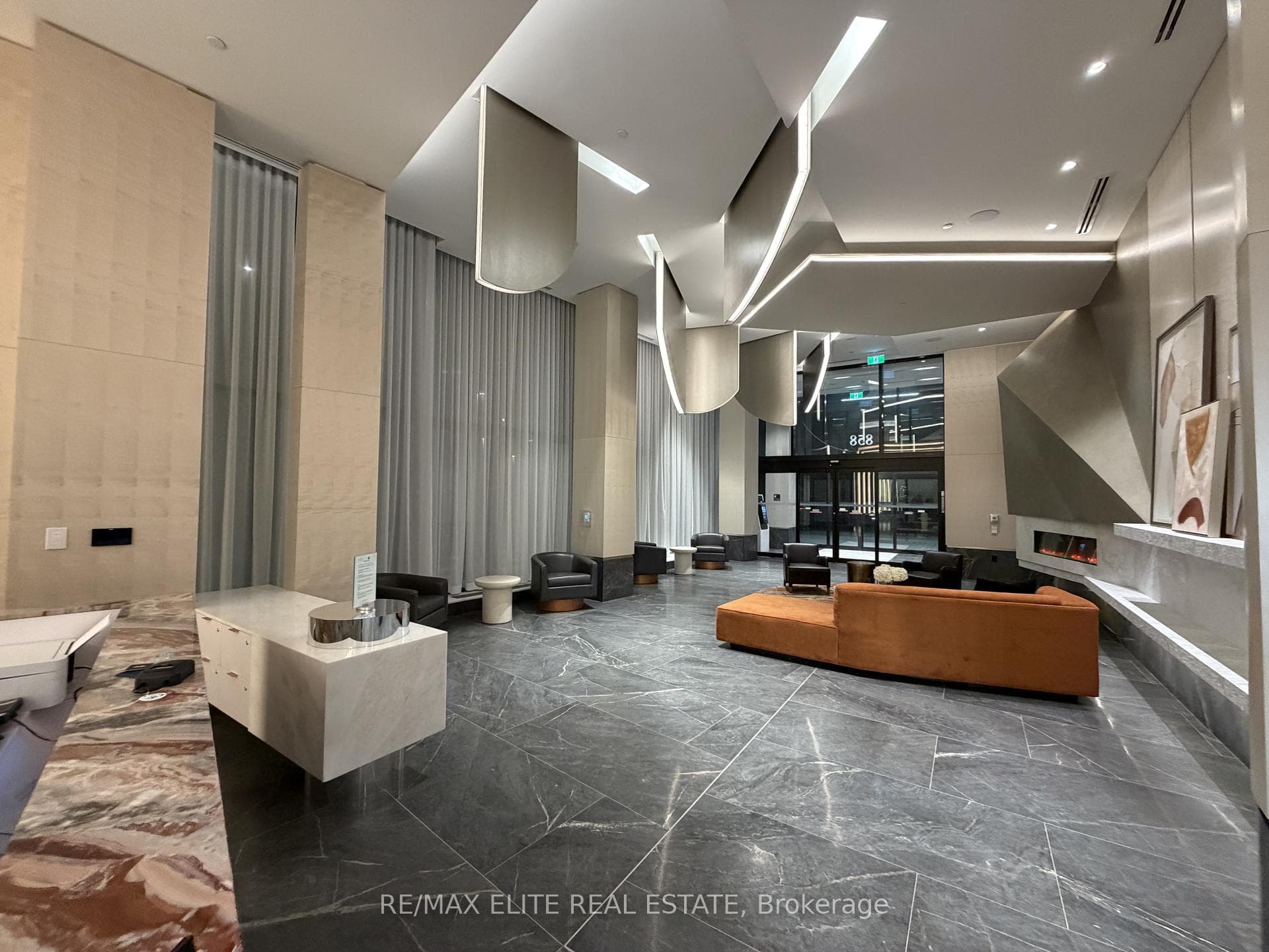 858 Dupont Street Unit 707, Toronto W02