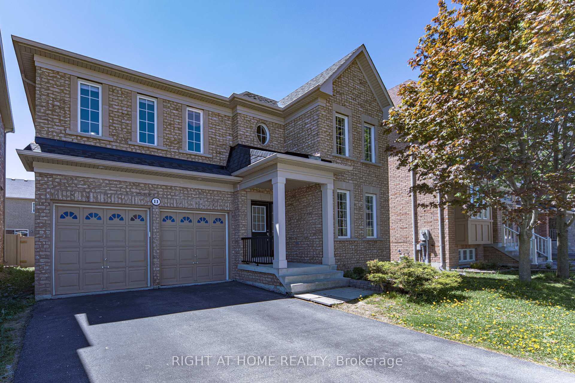 11 Amstel Avenue, Richmond Hill, ON L4E 0P7 - Photo 1