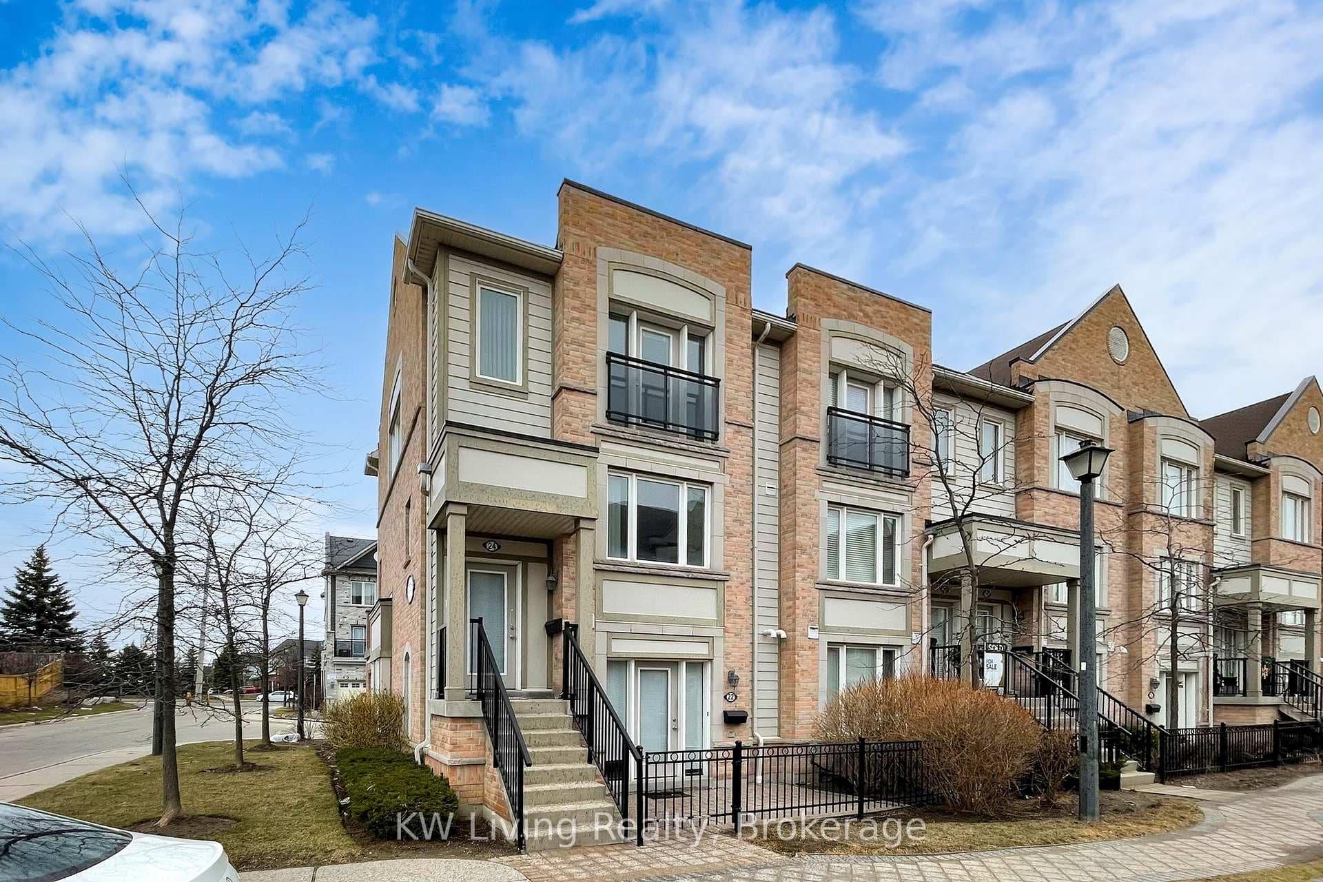 5650 Winston Churchill Boulevard Unit 24, Mississauga, ON L5M 0L8 - Photo 1
