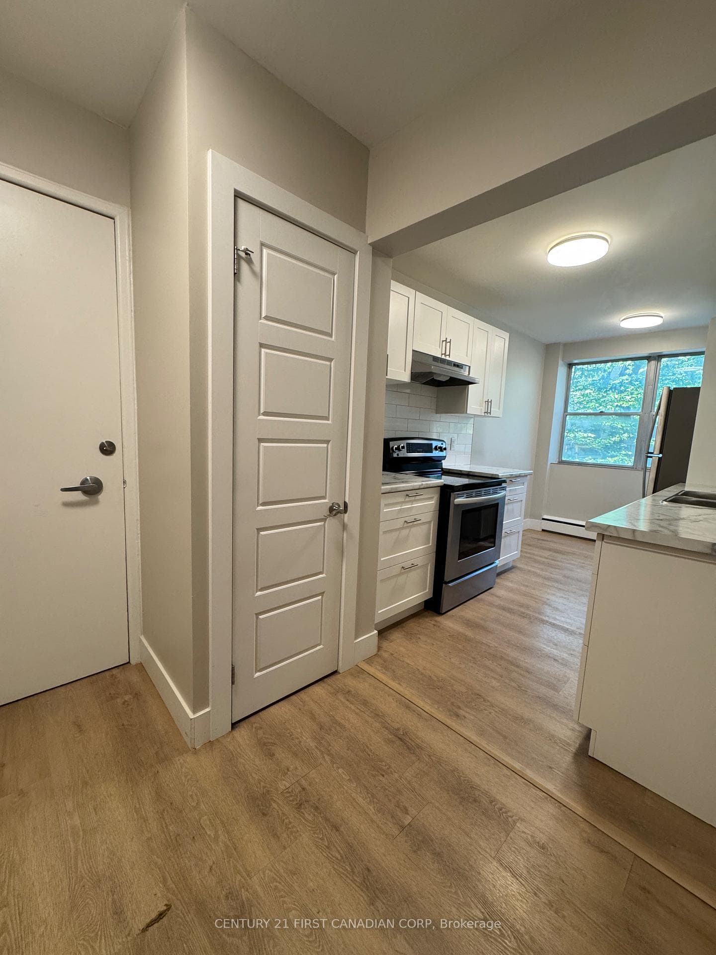 Large kitchen