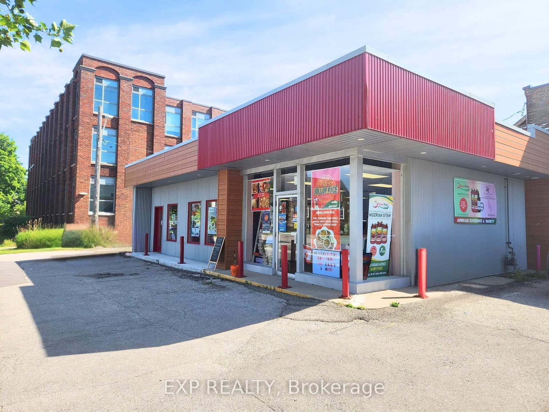 357 Dundas Street, Woodstock, ON N4S 1B6 - Photo 1