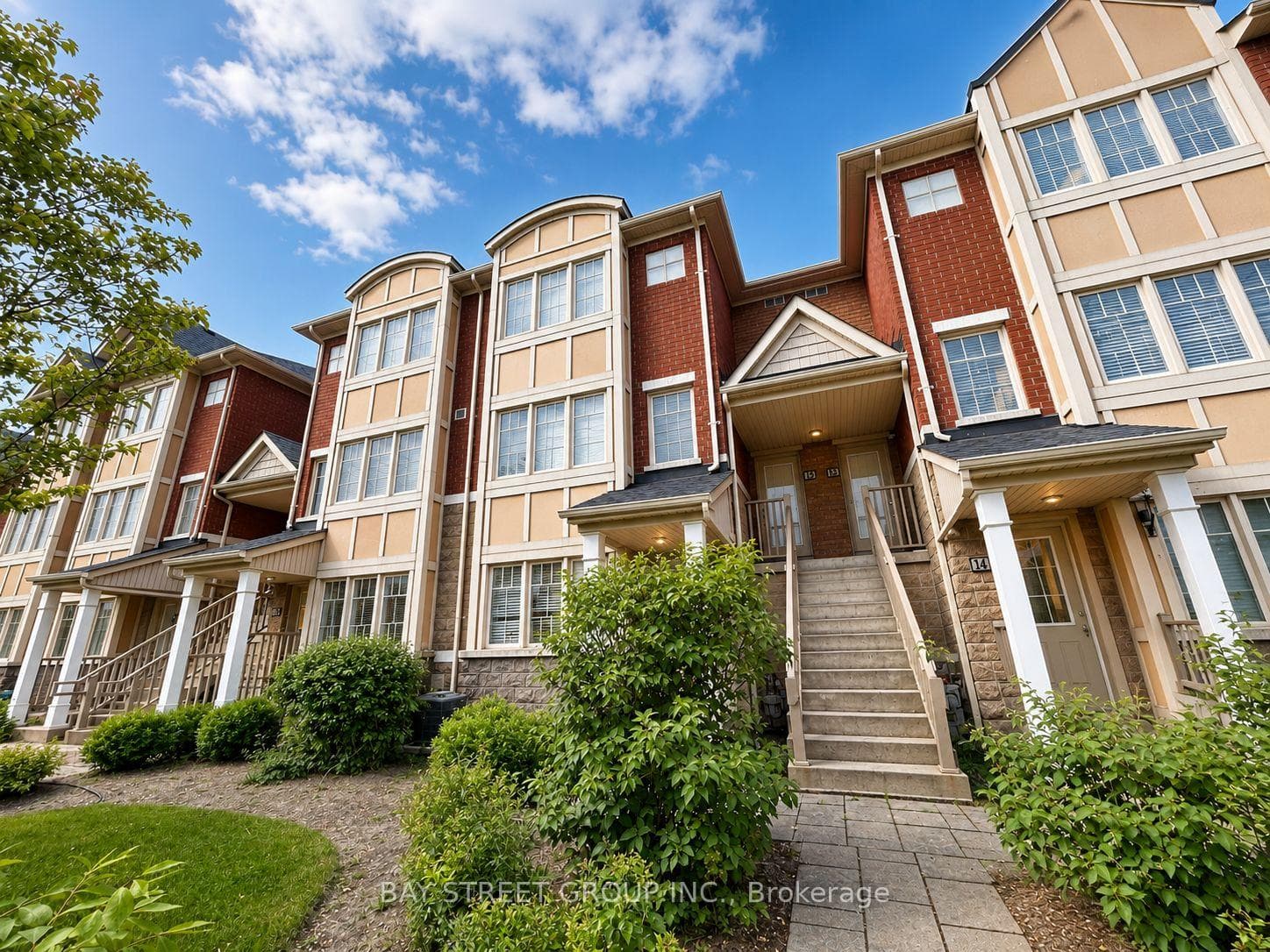 3975 Eglinton Avenue Unit 13, Mississauga, ON L5M 0E7 - Photo 1