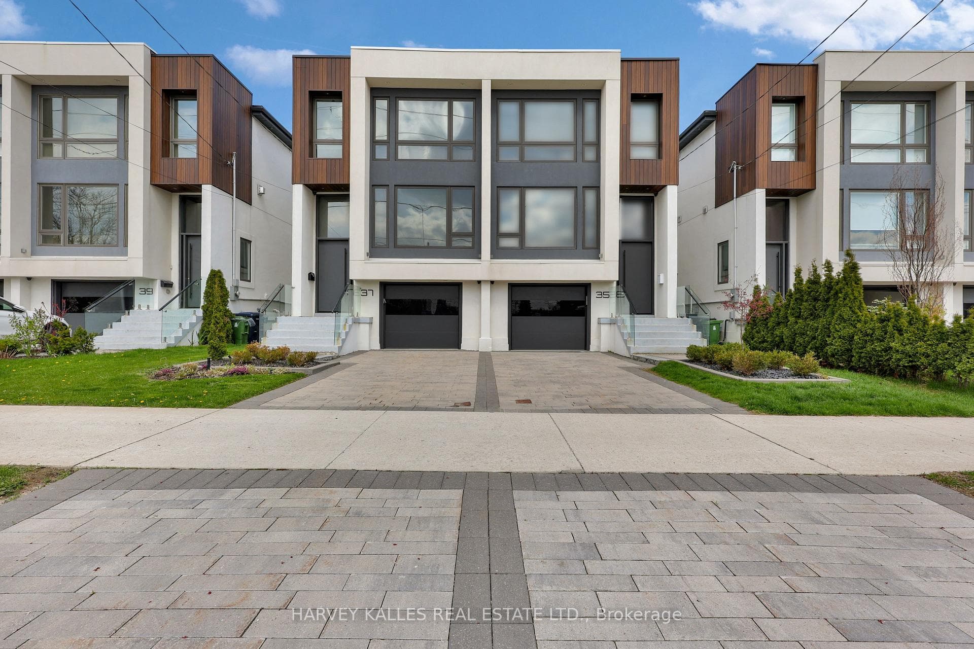 Welcome Home! Modern Masterpiece