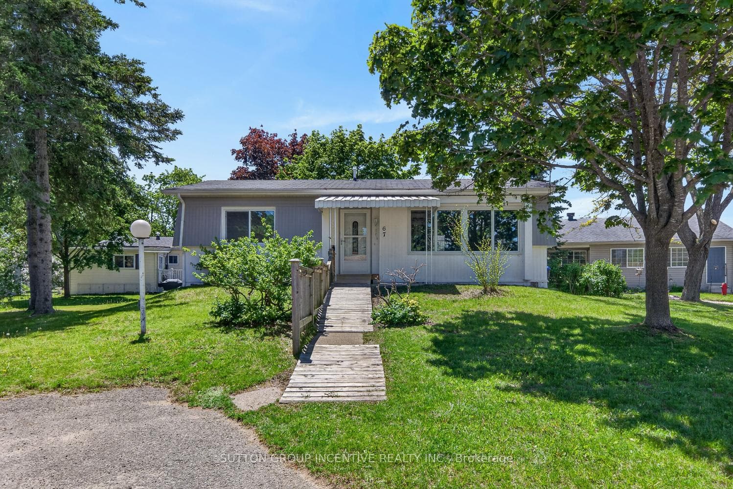 67 Main Street, Innisfil, ON L9S 1N2 - Photo 1