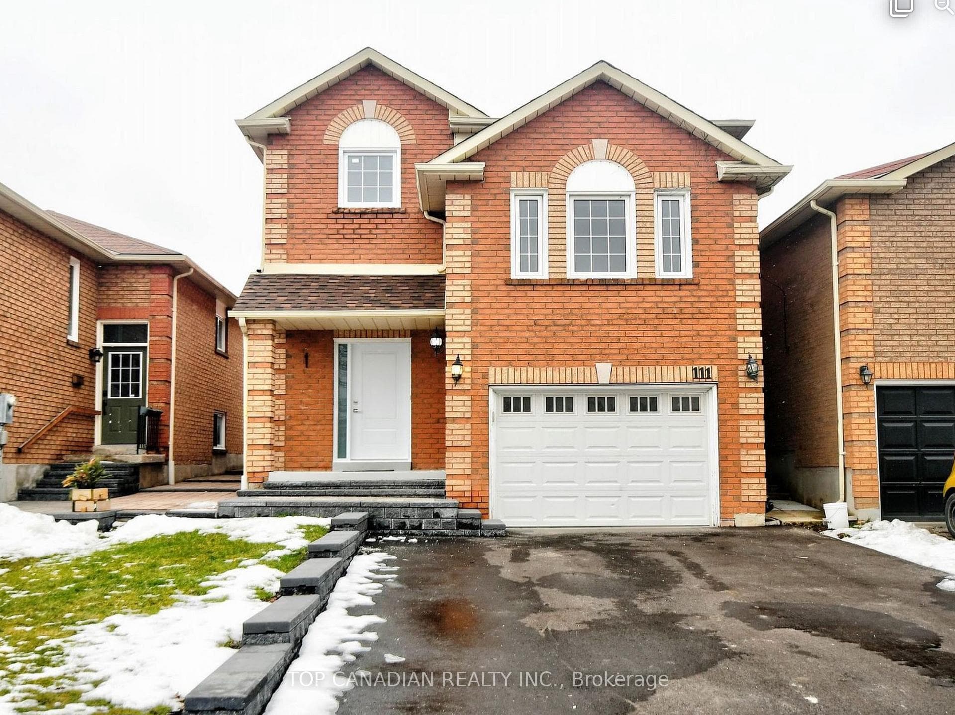 111 Hudson Crescent, Bradford West Gwillimbury, ON L3Z 2Y7 - Photo 1