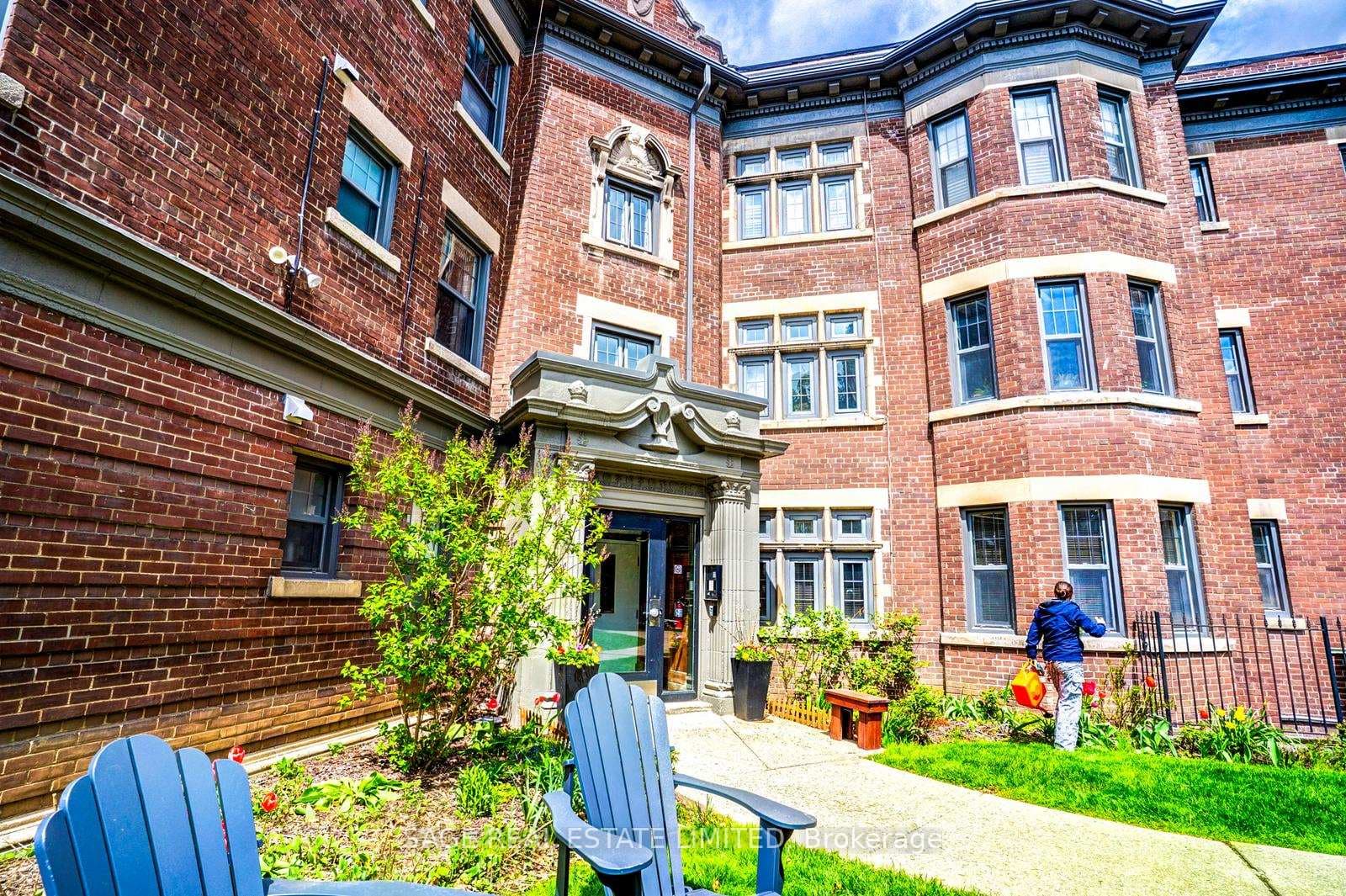 48 Lawton Boulevard Unit 9, Annex / Yorkville / Summerhill, ON M4V 1Z5 - Photo 1