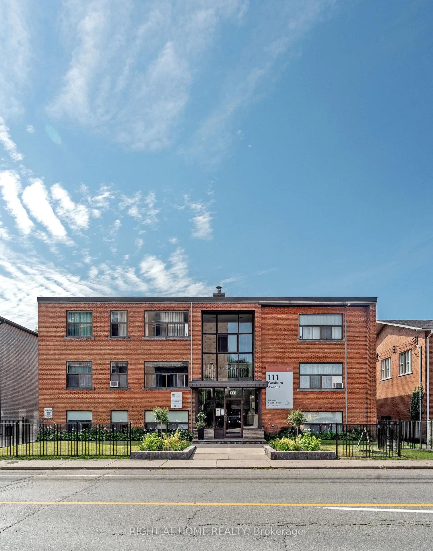 111 Cosburn Avenue Unit 109, Danforth / East York, ON M4J 2L1 - Photo 1