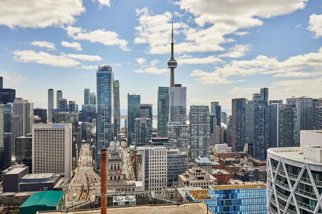 426 University Avenue Unit P306, Toronto C01