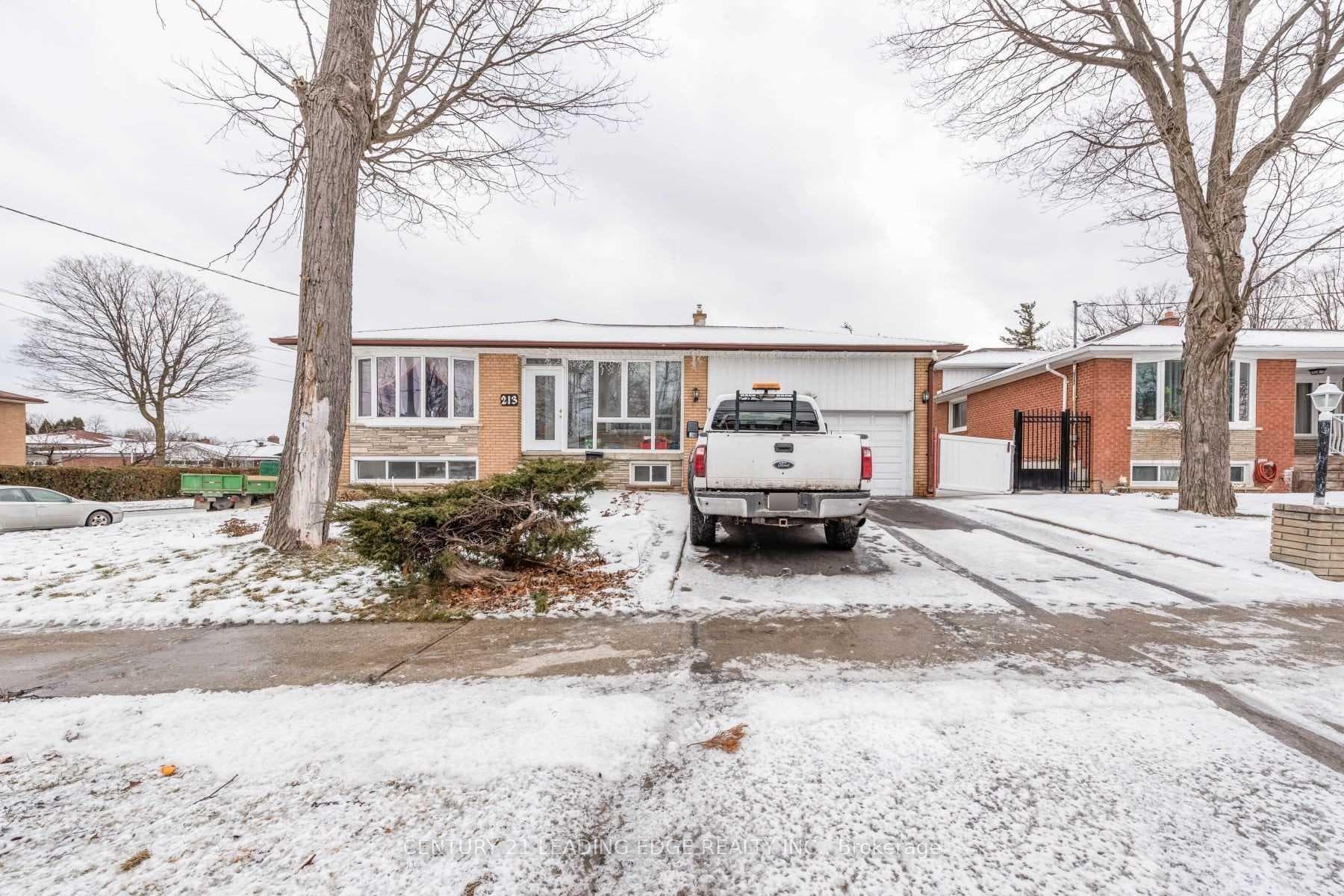 213 Grandravine Drive, Downsview / Black Creek, ON M3J 1B9 - Photo 1