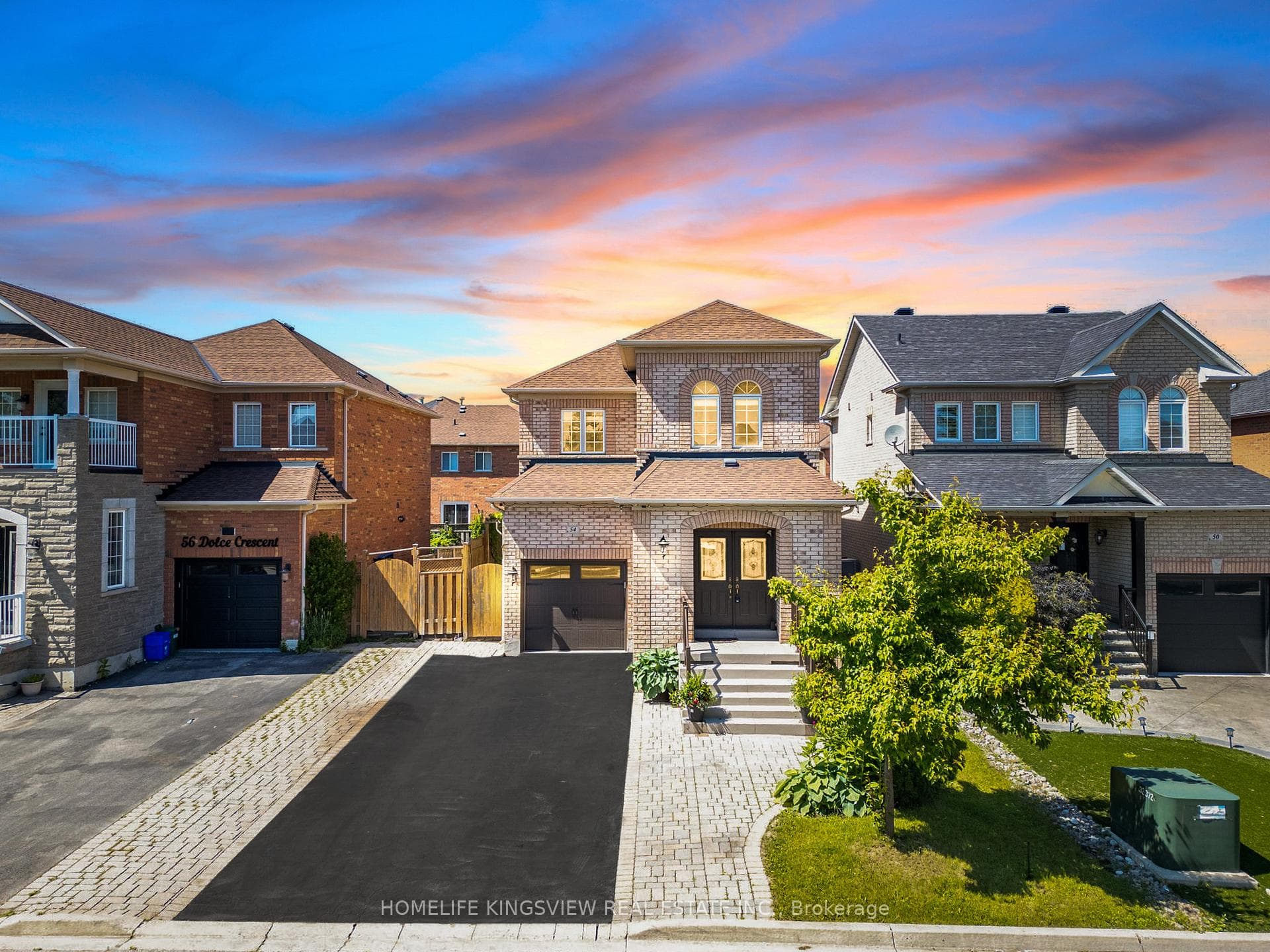 54 Dolce Crescent, Vaughan