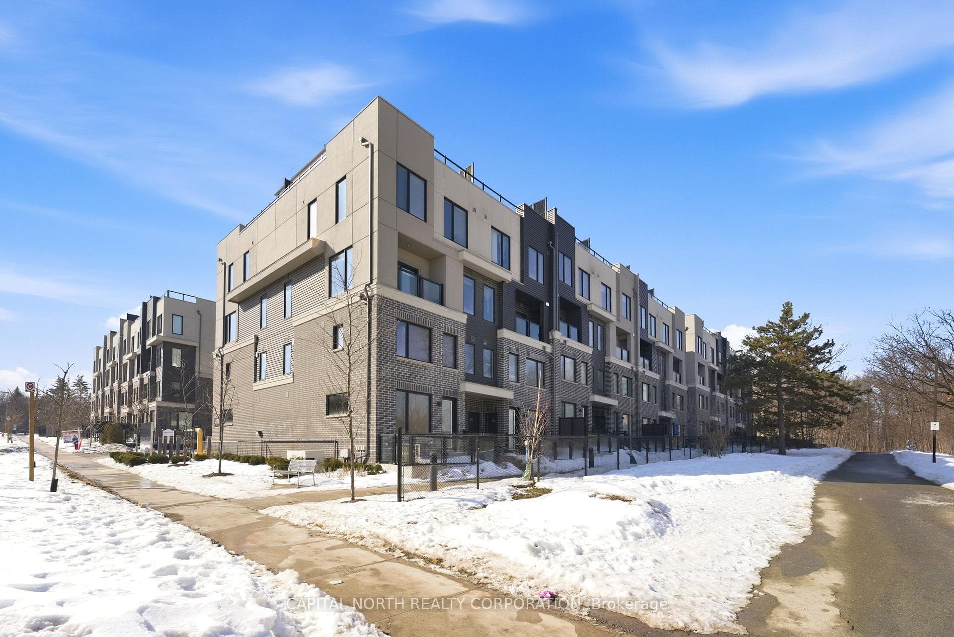 3473 Widdicombe Way Unit 23, Mississauga, ON L5L 0B8 - Photo 1
