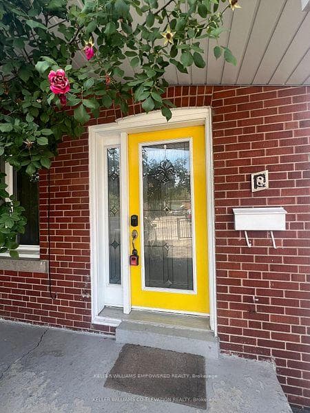 8 Porter Avenue, Keelesdale / Eglinton West, ON M6N 2G9 - Photo 1