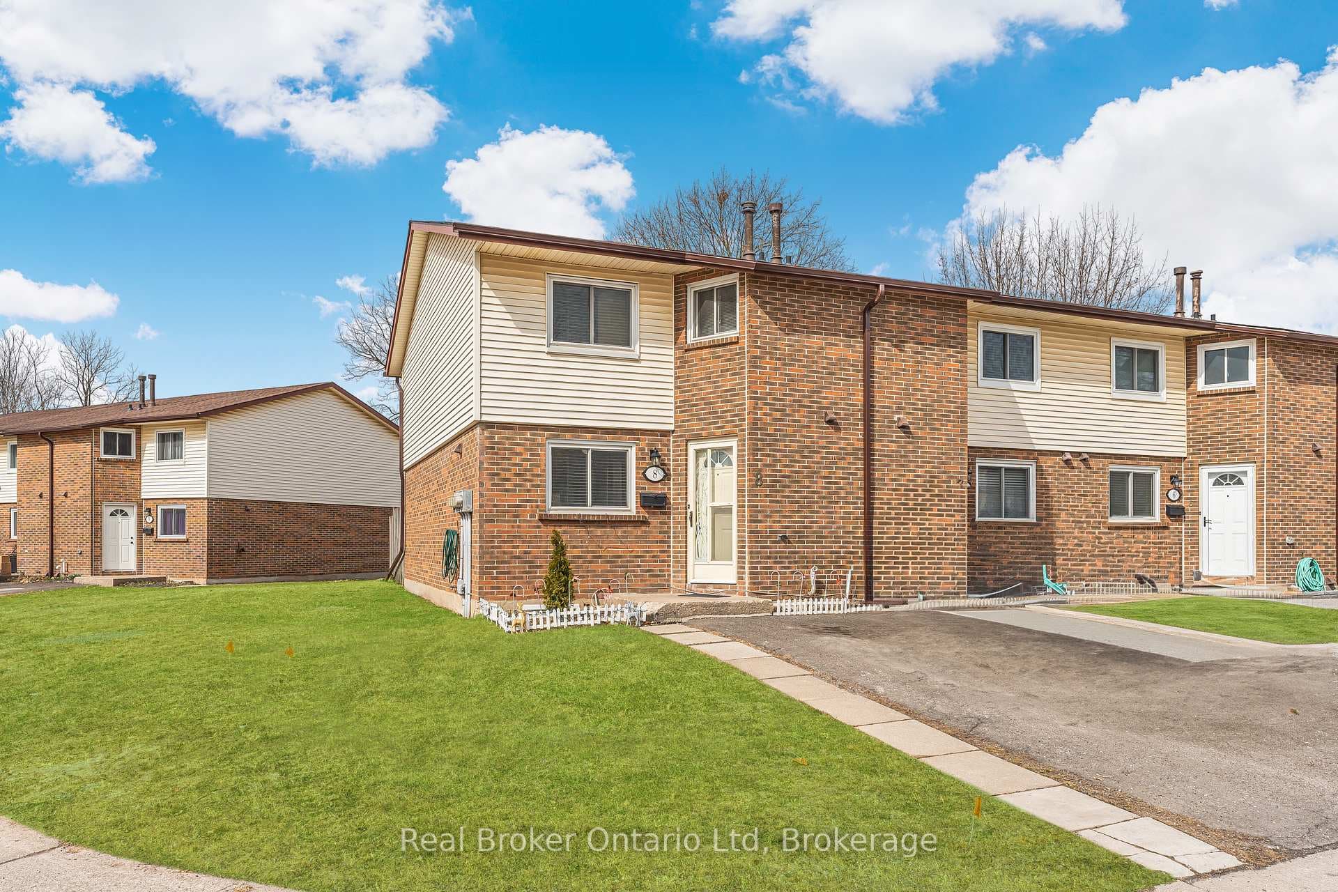 5982 Dunn Street Unit 8, Niagara Falls