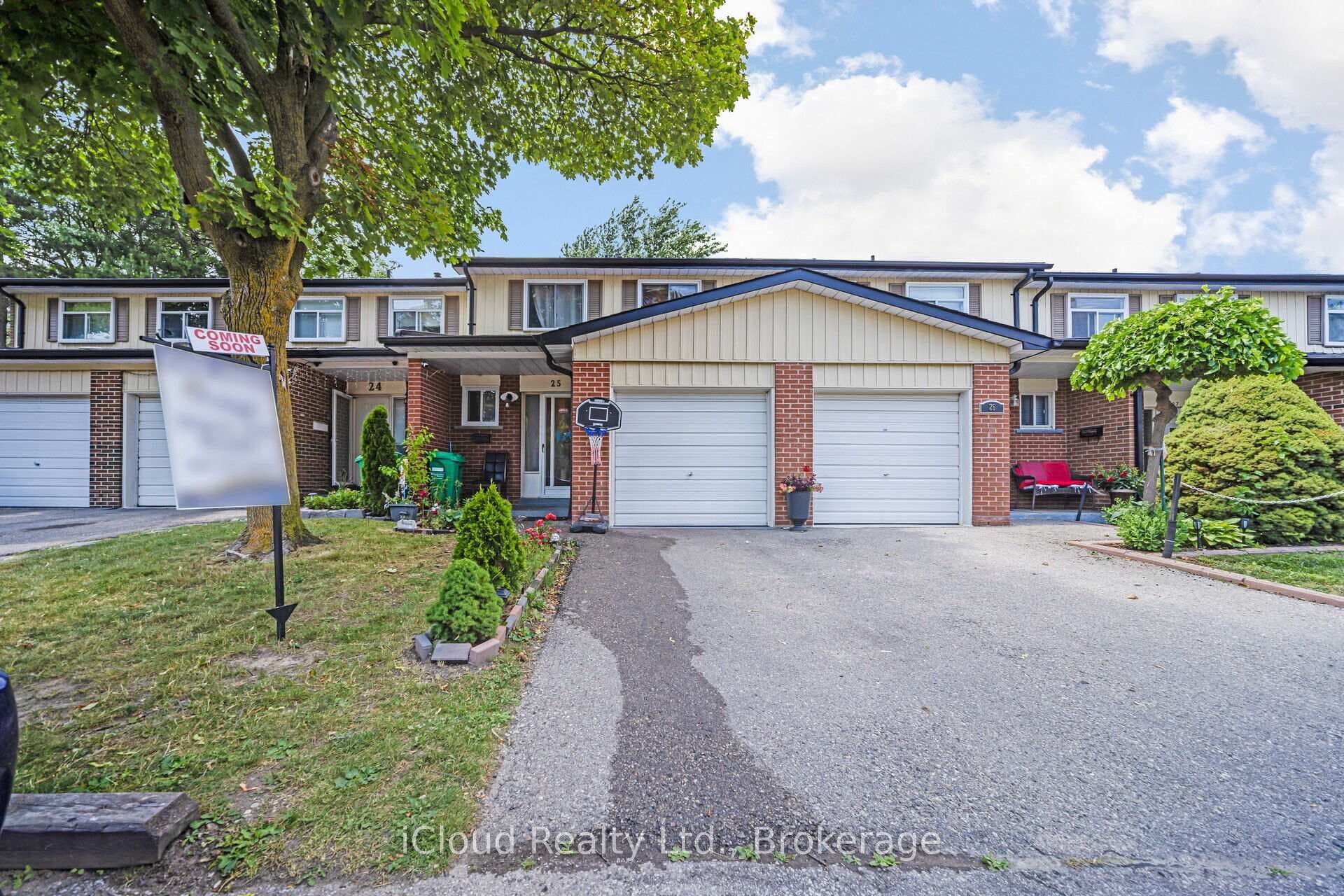 25 Vodden Court Unit 25, Brampton, ON L6V 2V7 - Photo 1