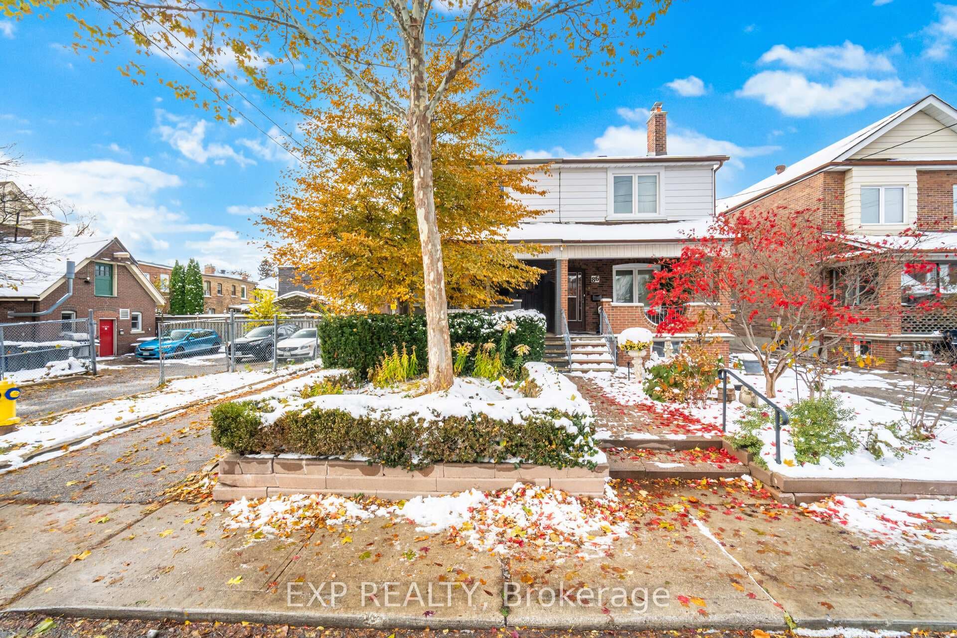 84 Earlscourt Avenue Unit Main, Keelesdale / Eglinton West, ON M6E 4A9 - Photo 1