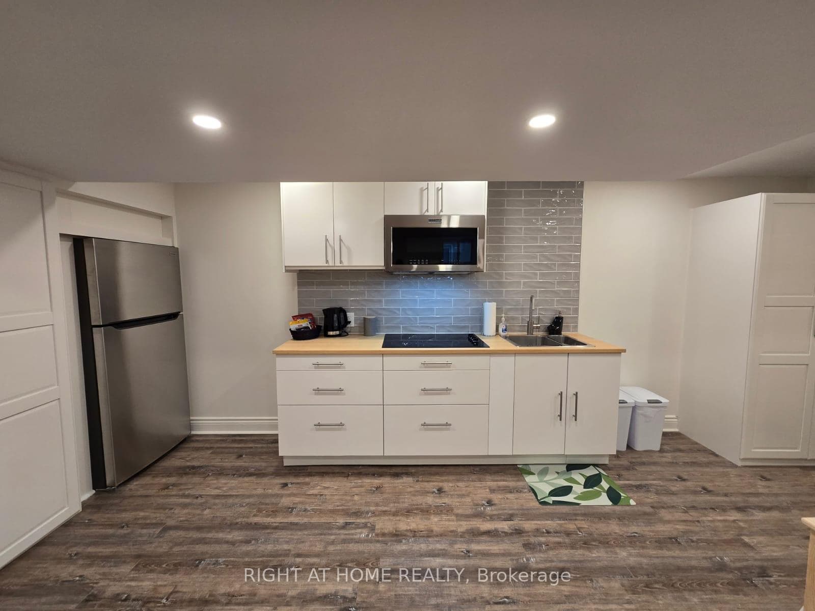63 Queens Avenue Unit B, Liberty Village / Parkdale / South Parkdale, ON M8V 2N2 - Photo 1