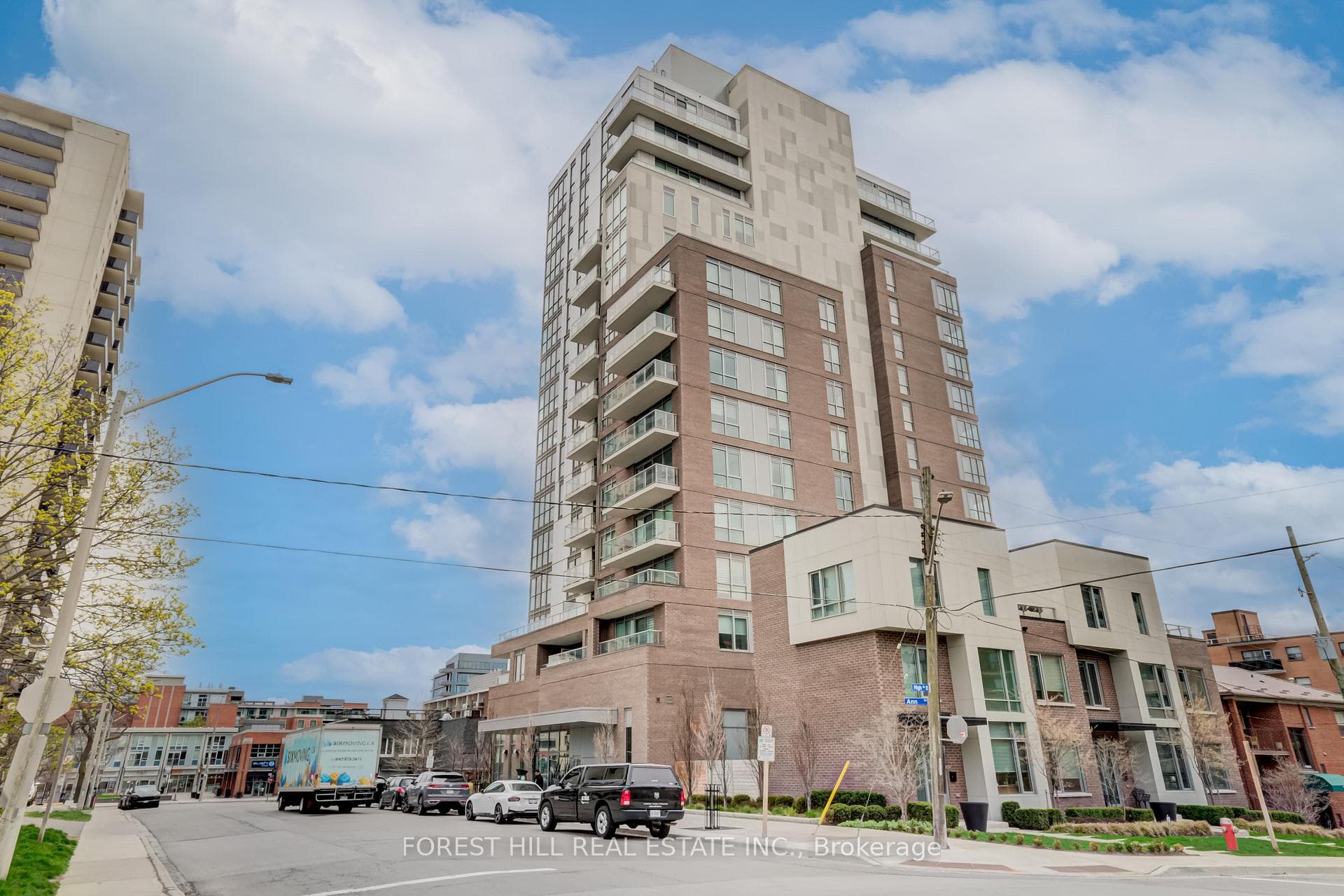 8 Ann Street Unit 503, Mississauga, ON L5G 3E6 - Photo 1
